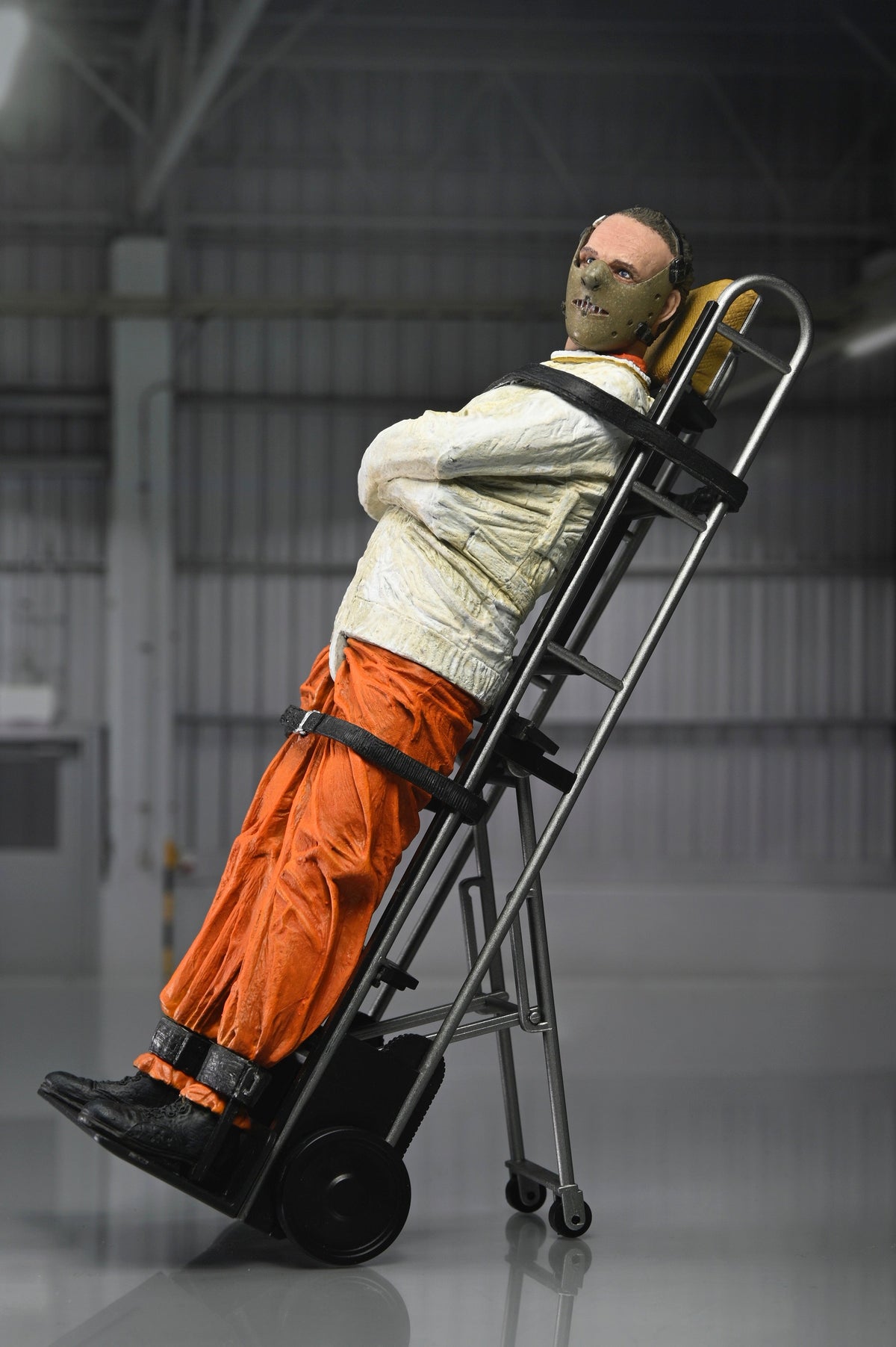 The Silence of the Lambs – Hannibal Lecter (Masked) Action Figure