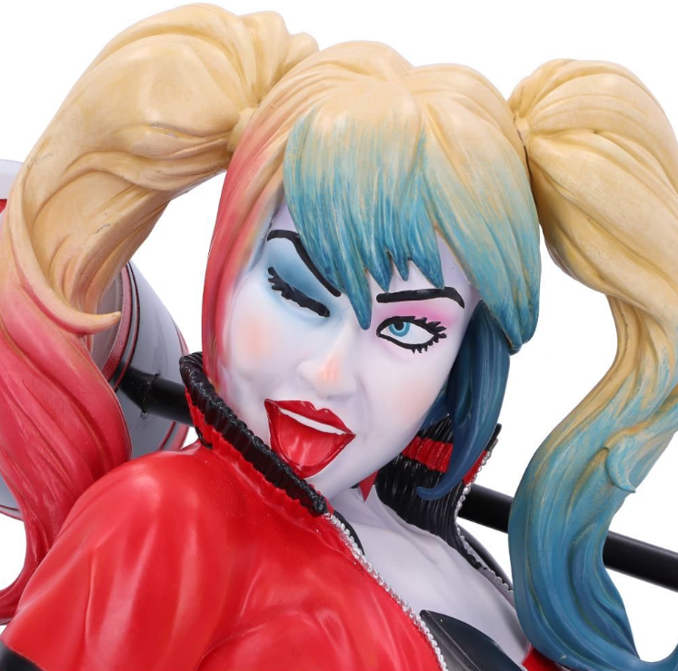 Harley Quinn – Official DC Collectible Bust