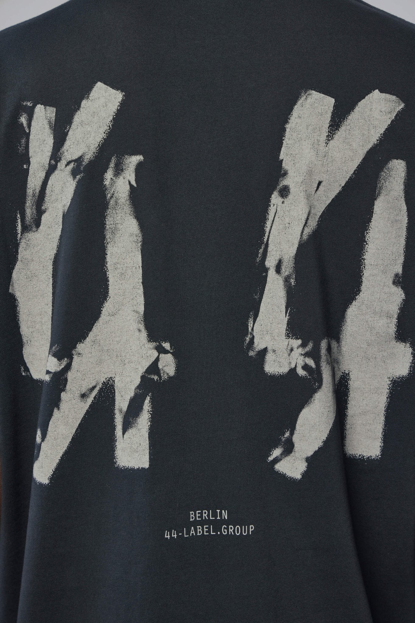 Tee Jersey Faded Black + 44 Stamp Dirty White
