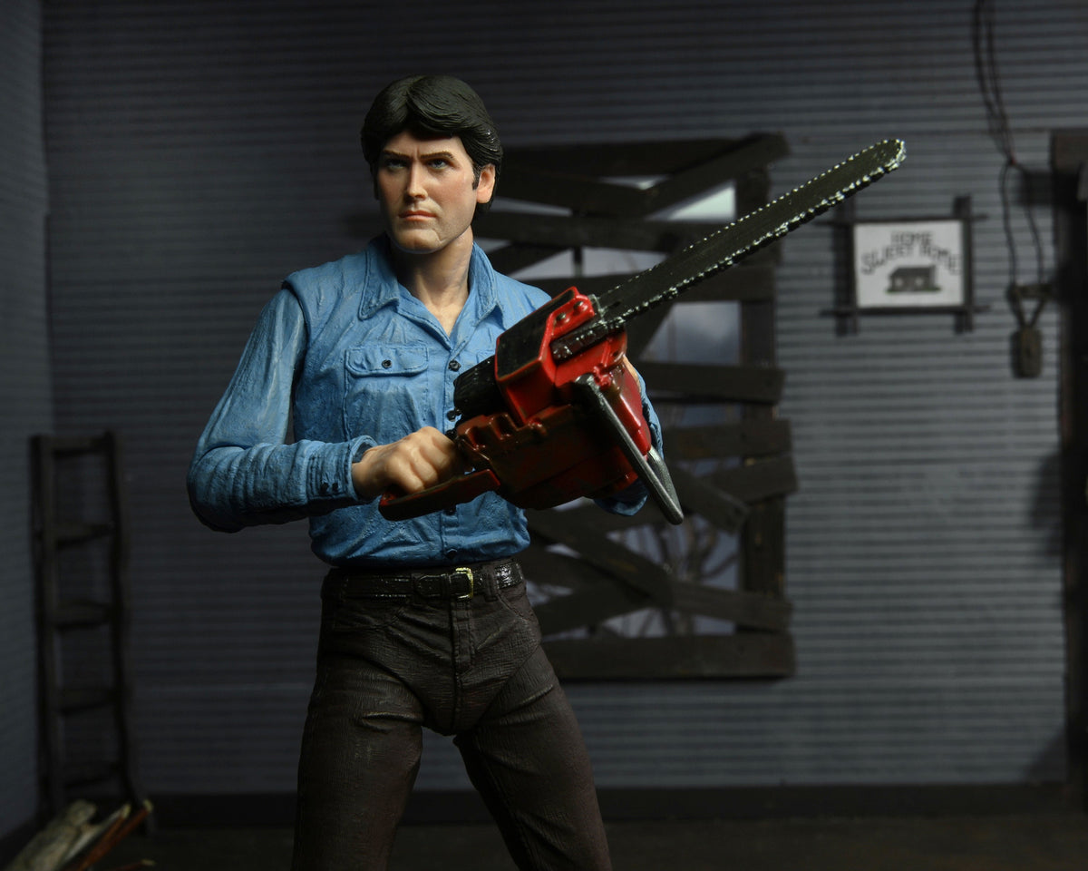Evil Dead 40th Anniversary – Official NECA Ultimate Ash Action Figure
