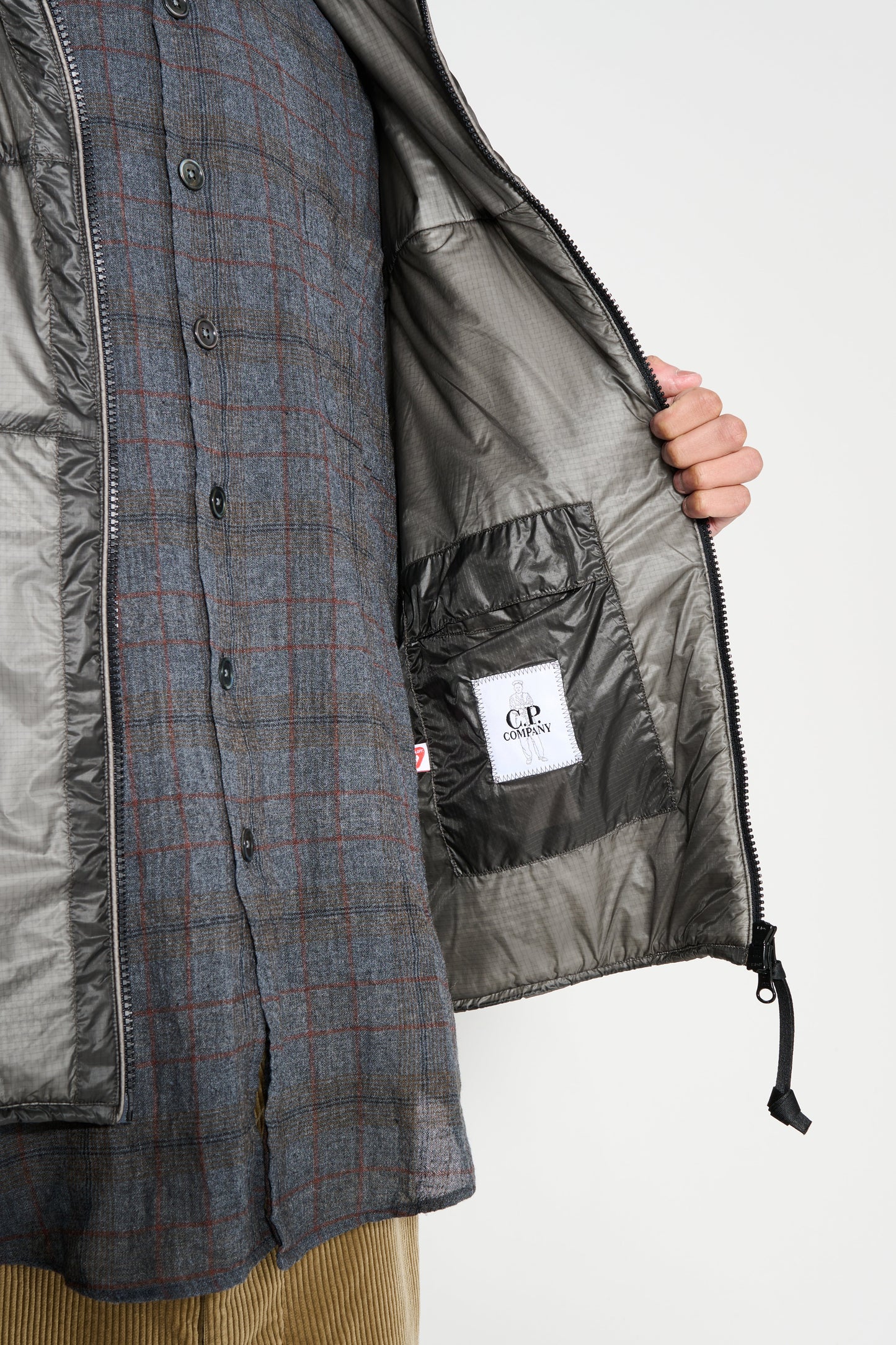 C.P. Company Nada Shell Primaloft® Hooded Jacket Smoked Pearl