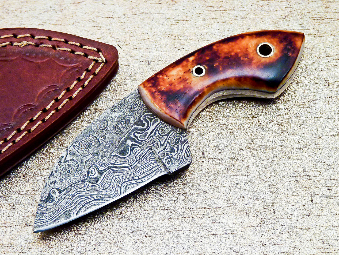 Damascus Steel Hunting Mini Skinning Sheepsfoot Knife Bone Handle 5.5"