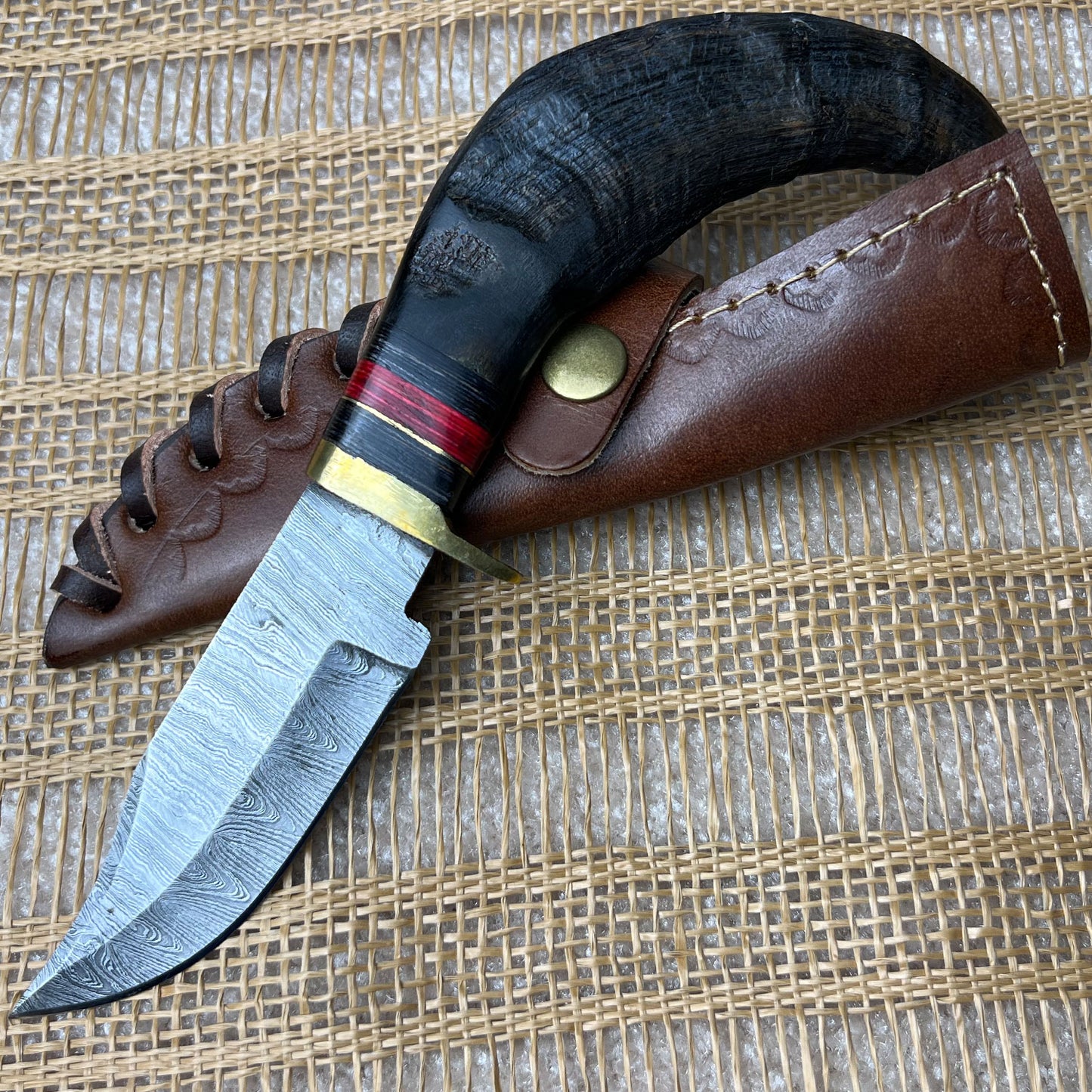 Damascus Steel Custom Handmade Lamb Horn Handle Hunting Knife 10"
