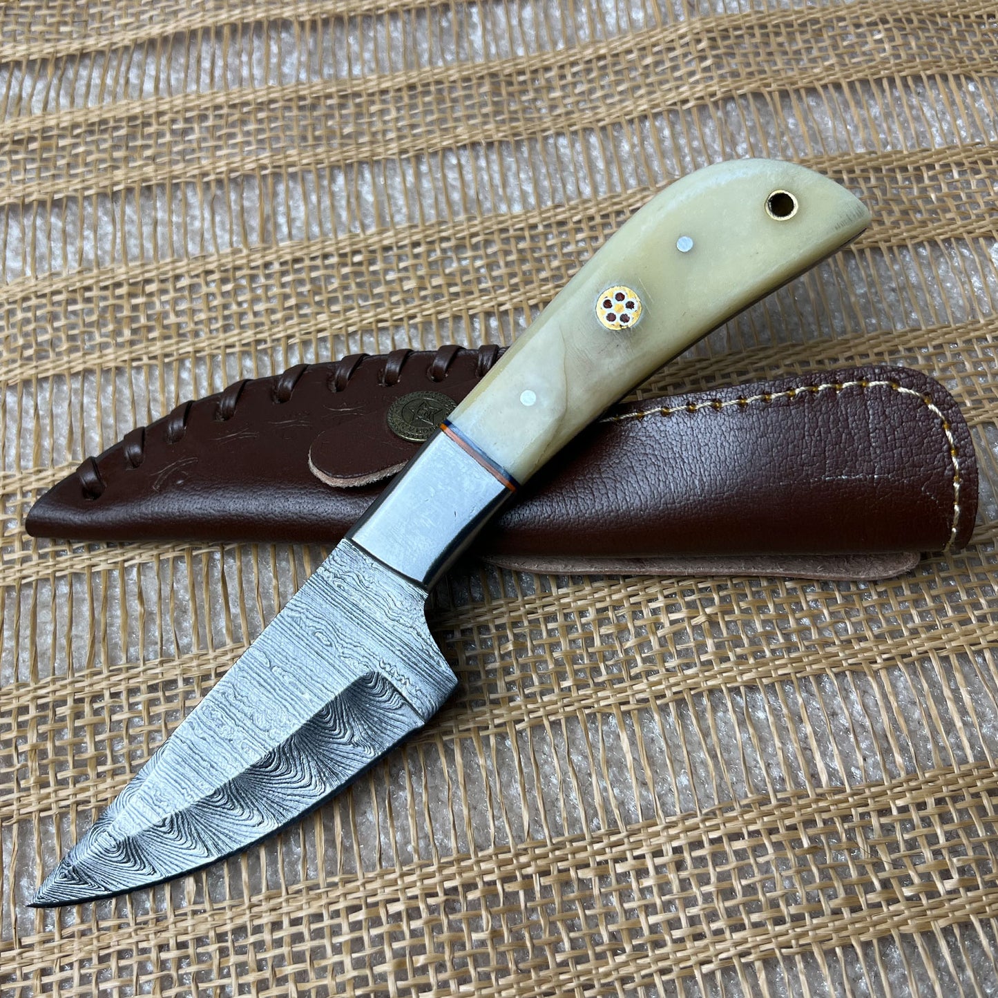 Damascus Steel Custom Handmade Hunting Skinning Knife 8"
