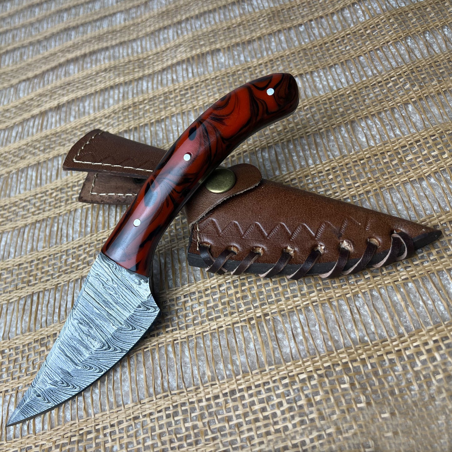 8" Damascus Steel Custom Handmade Hunting Skinning Knife Red