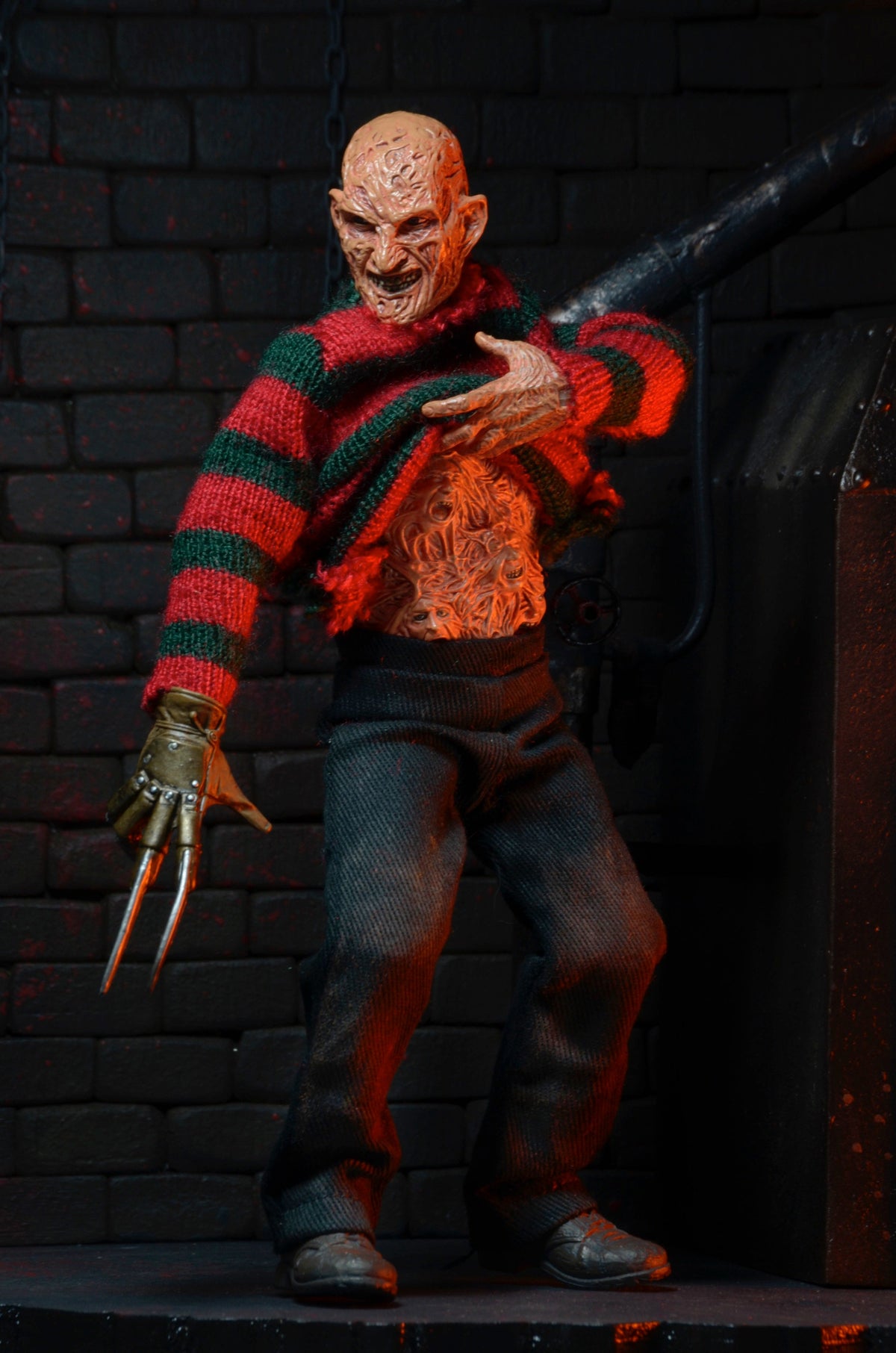 A Nightmare on Elm Street 3: Dream Warriors – Freddy Clothed Action Figure