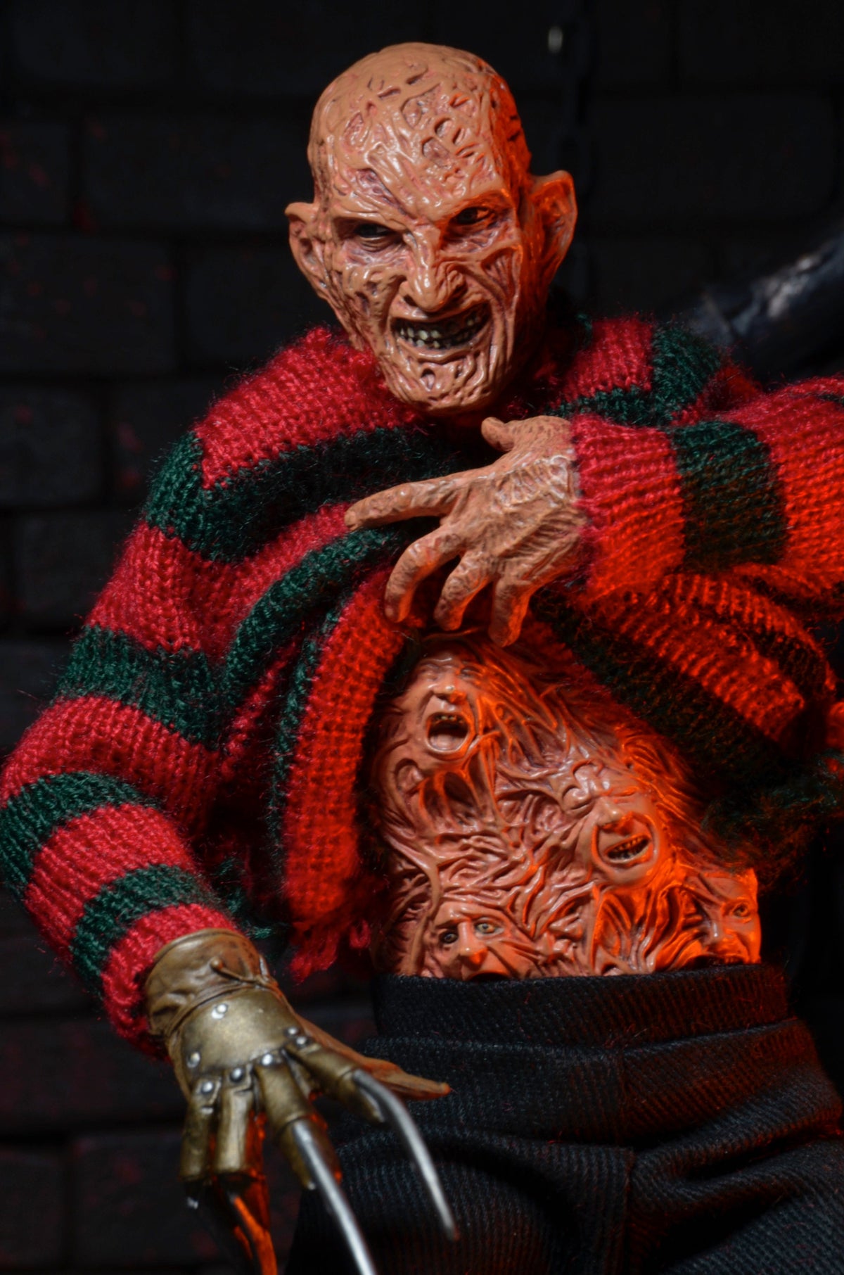 A Nightmare on Elm Street 3: Dream Warriors – Freddy Clothed Action Figure