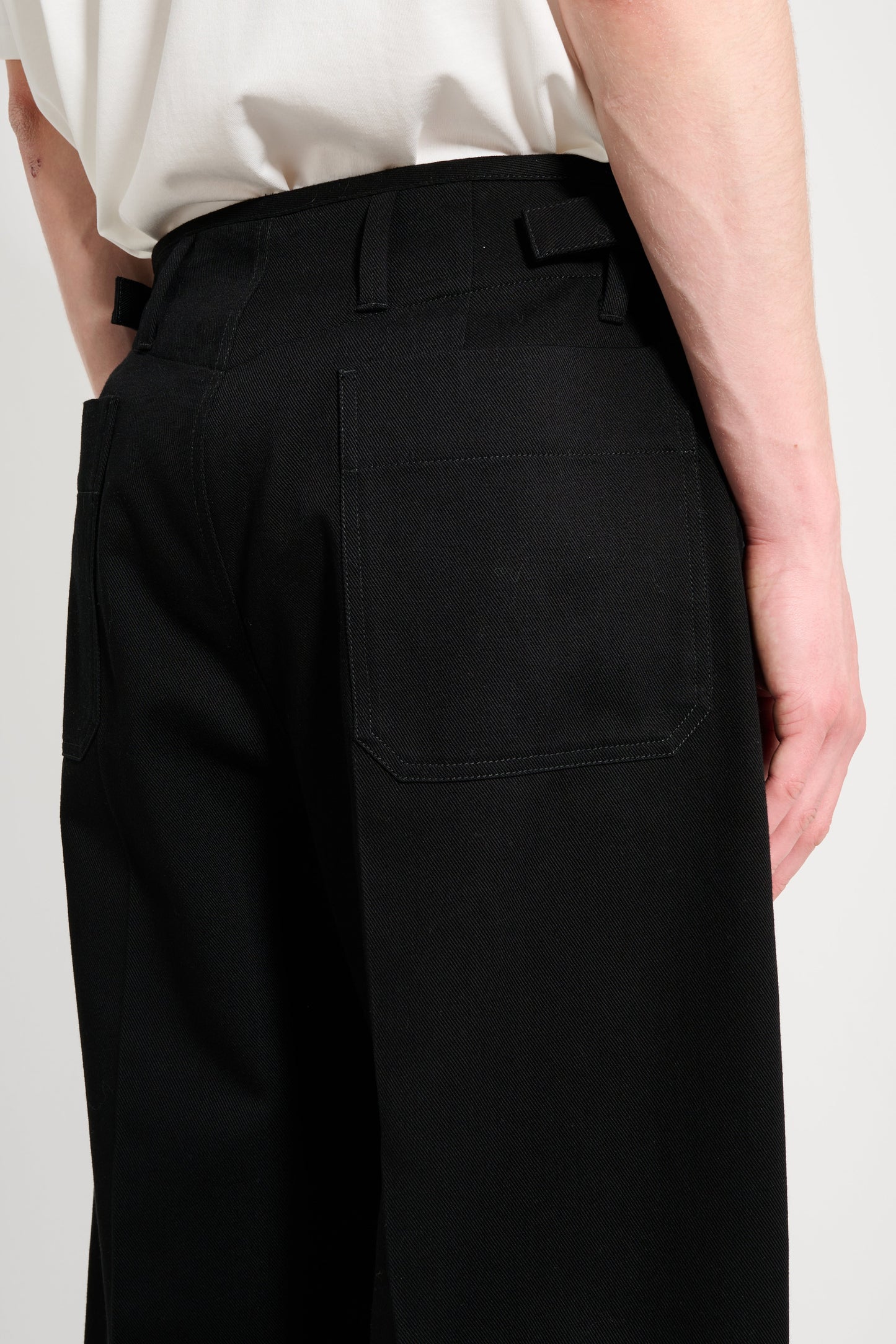 Lemaire Pleated Carrot Pants Black