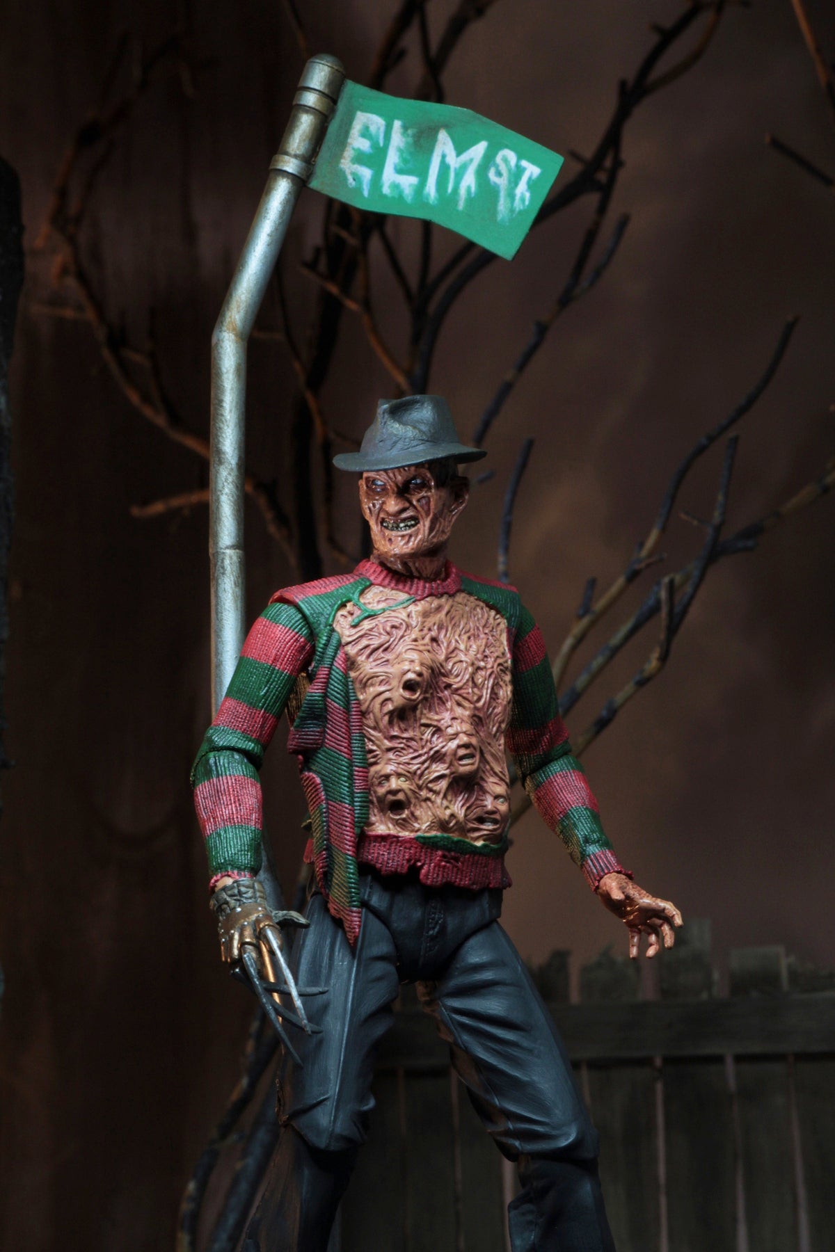 Nightmare On Elm St - Freddy Kreuger Deluxe Accessory Set