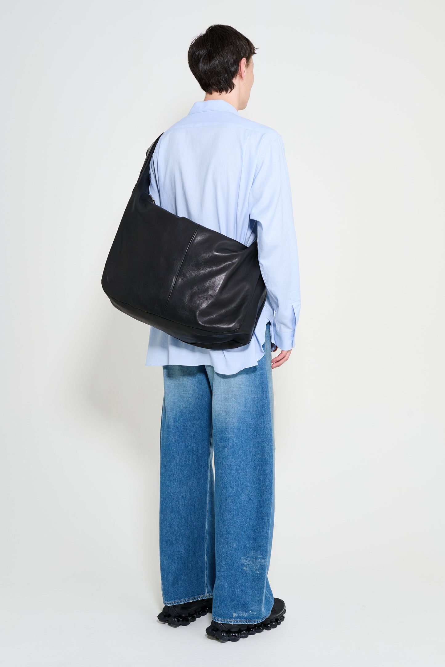 ssstein Shirring Handle Leather Shoulder Bag Black