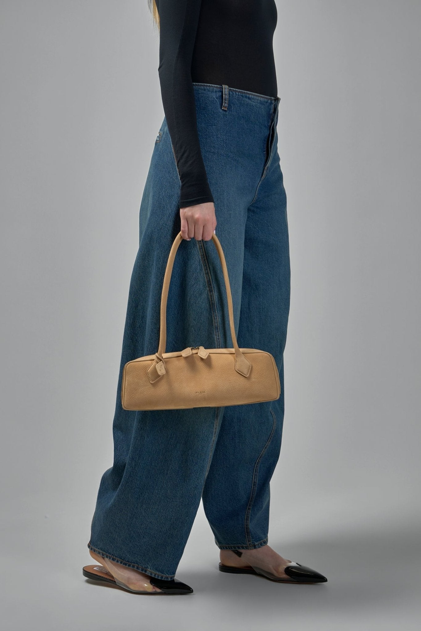 Le Teckel Small Shoulder Bag
