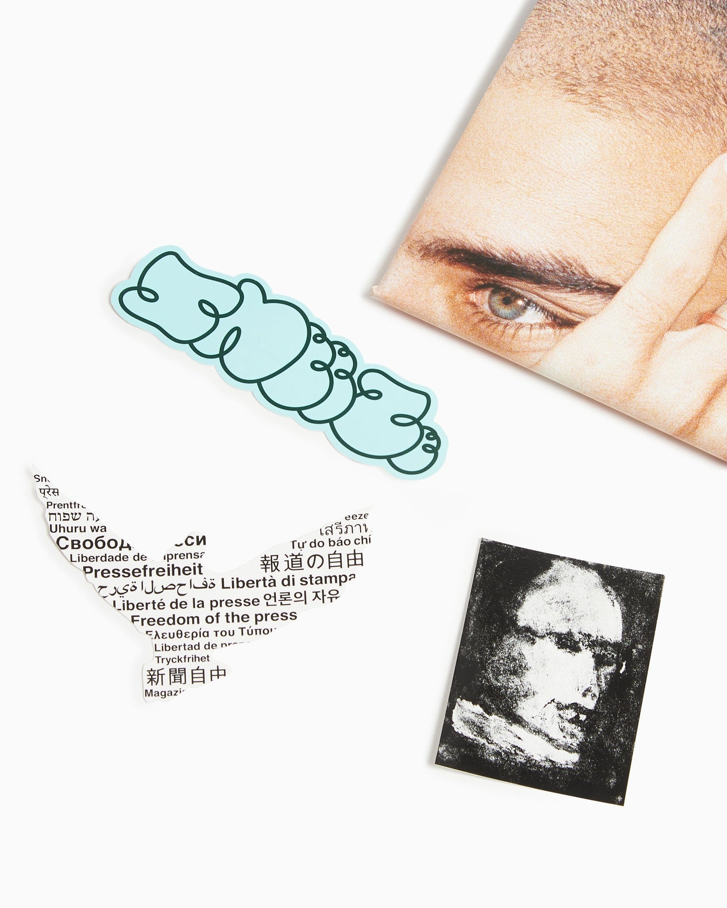 SNEEZE MAGAZINE Issue N°54 "The Protection Issue"
