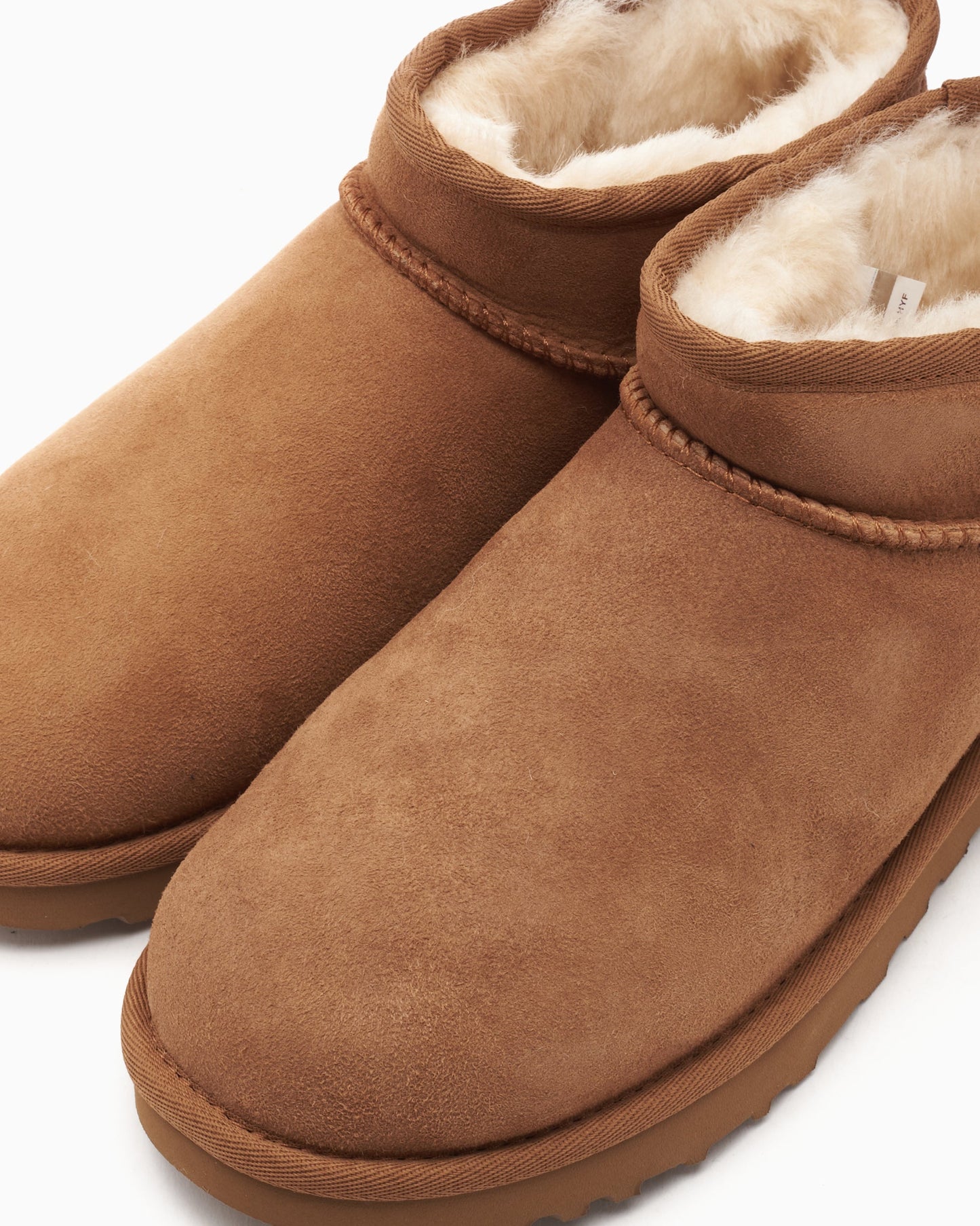 Botas UGG® Classic Ultra Mini para mujer