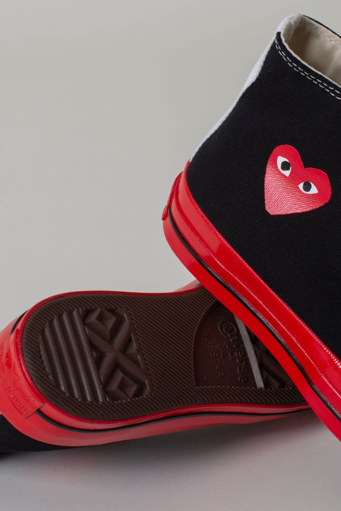 Chuck 70 Low Top Sneakers