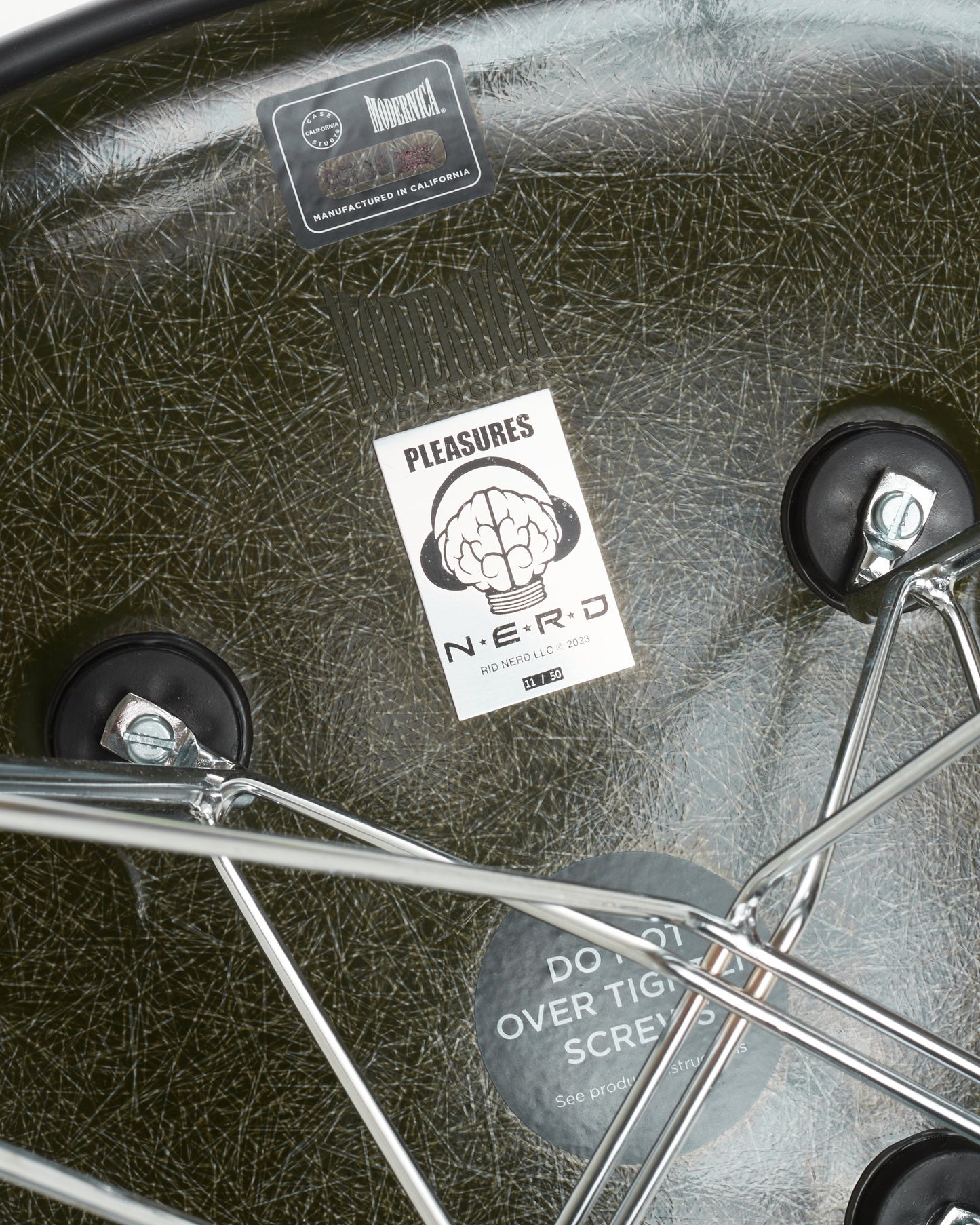 Pleasures x Nerd Modernica Shell Chair
