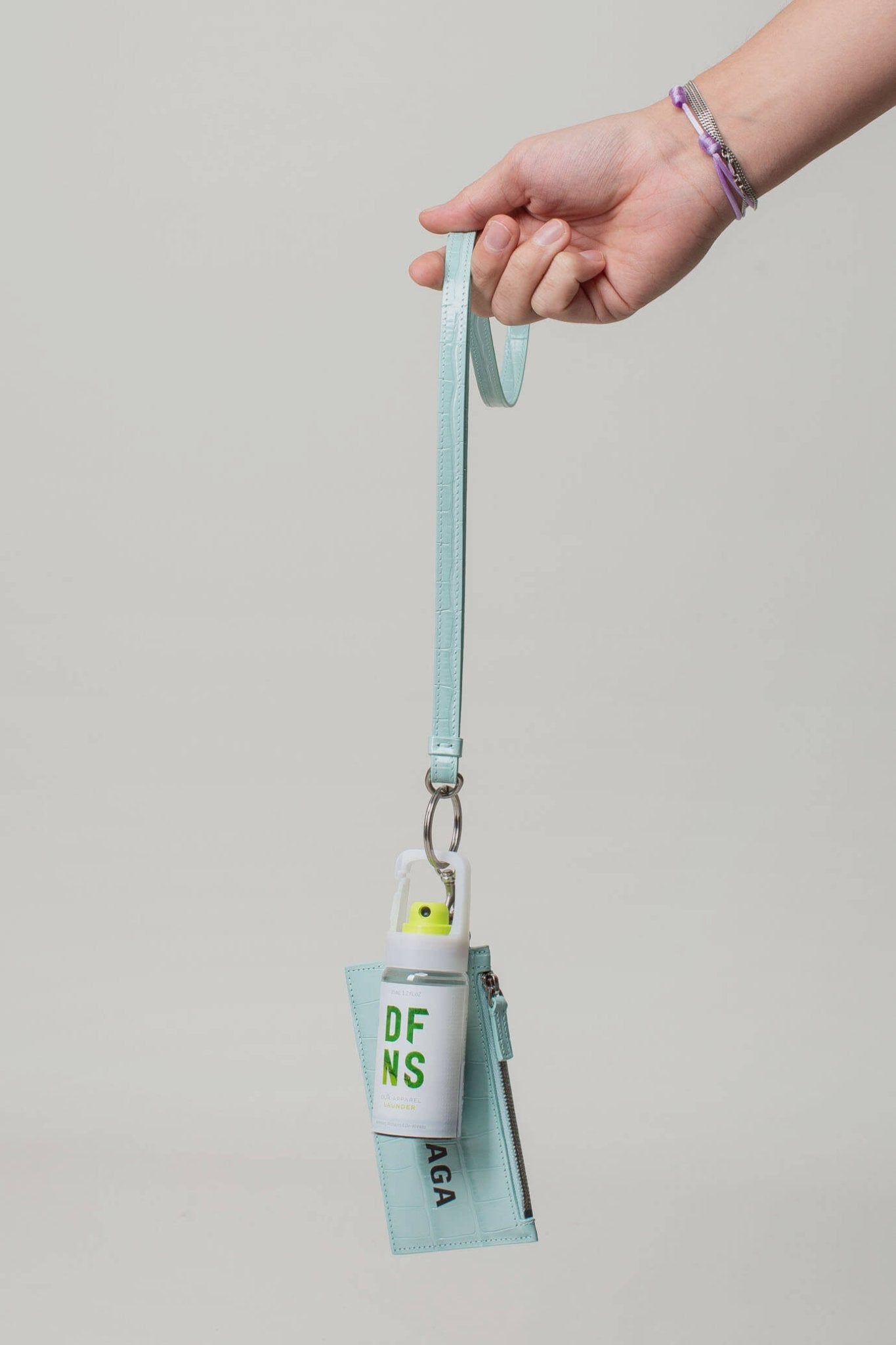Apparel Launder Mini