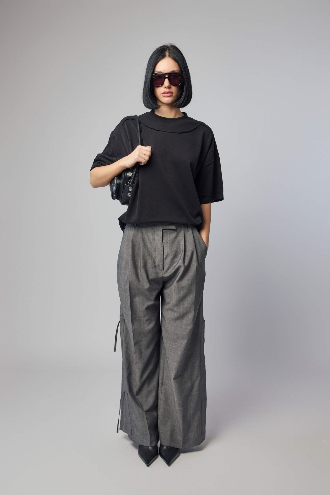 Wide-leg Pants