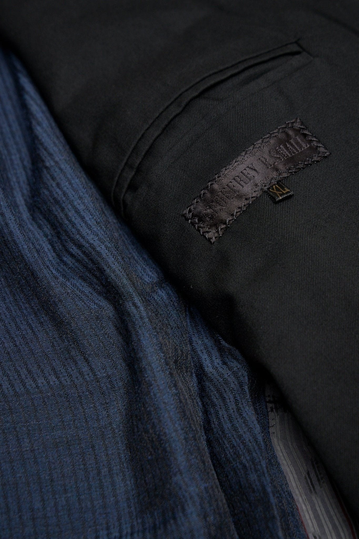 3-button Single-breasted Peak-lapel Hand Pad-stitched Jacket