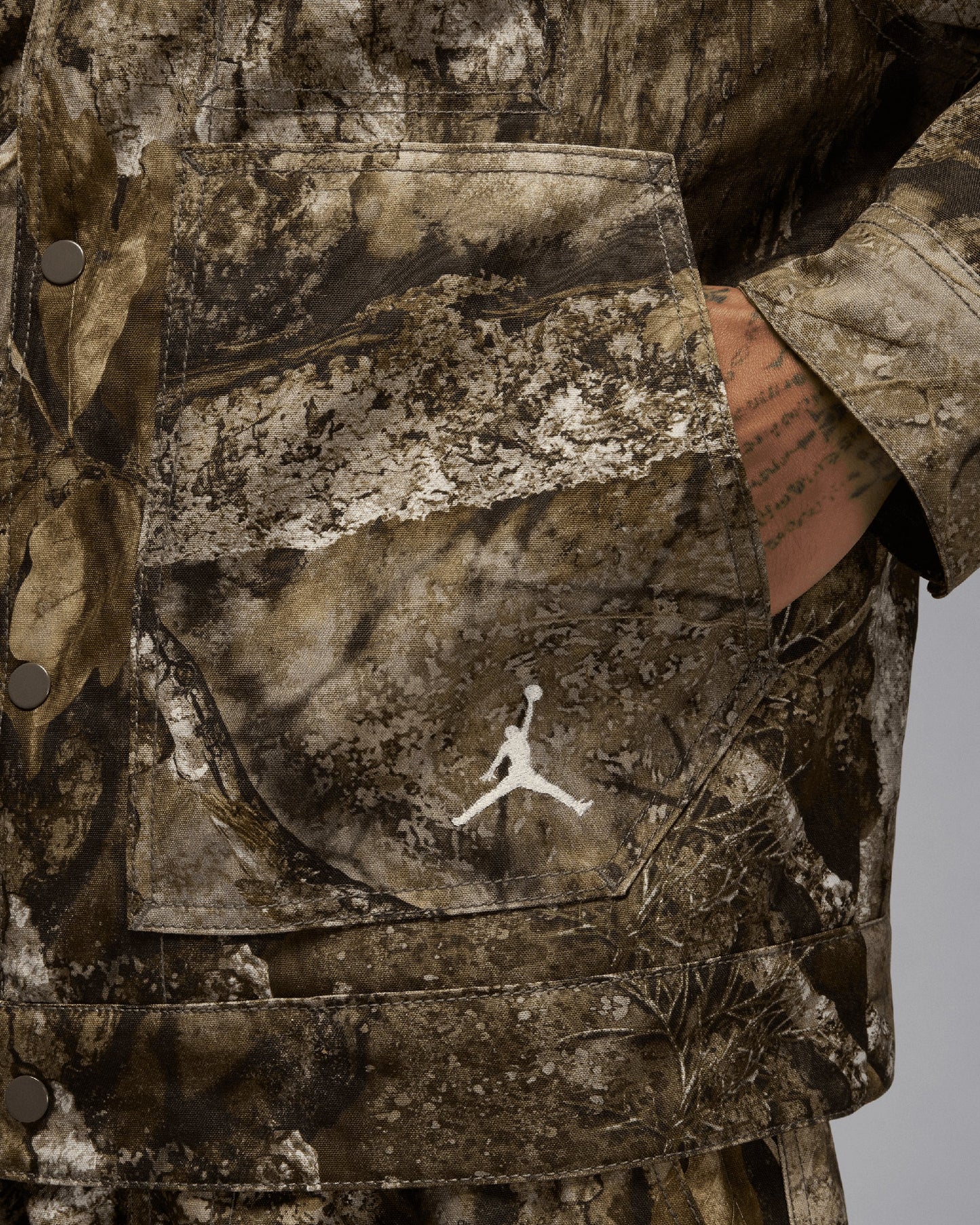 Chaqueta ligera camuflaje Relaxed Jordan Brooklyn Realtree Chicago para hombre