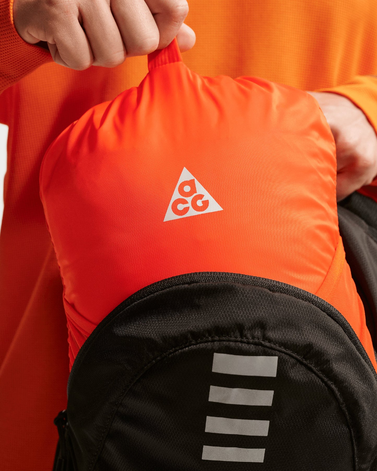 Chaleco Nike ACG Therma-FIT ADV "Lava Flow" para hombre