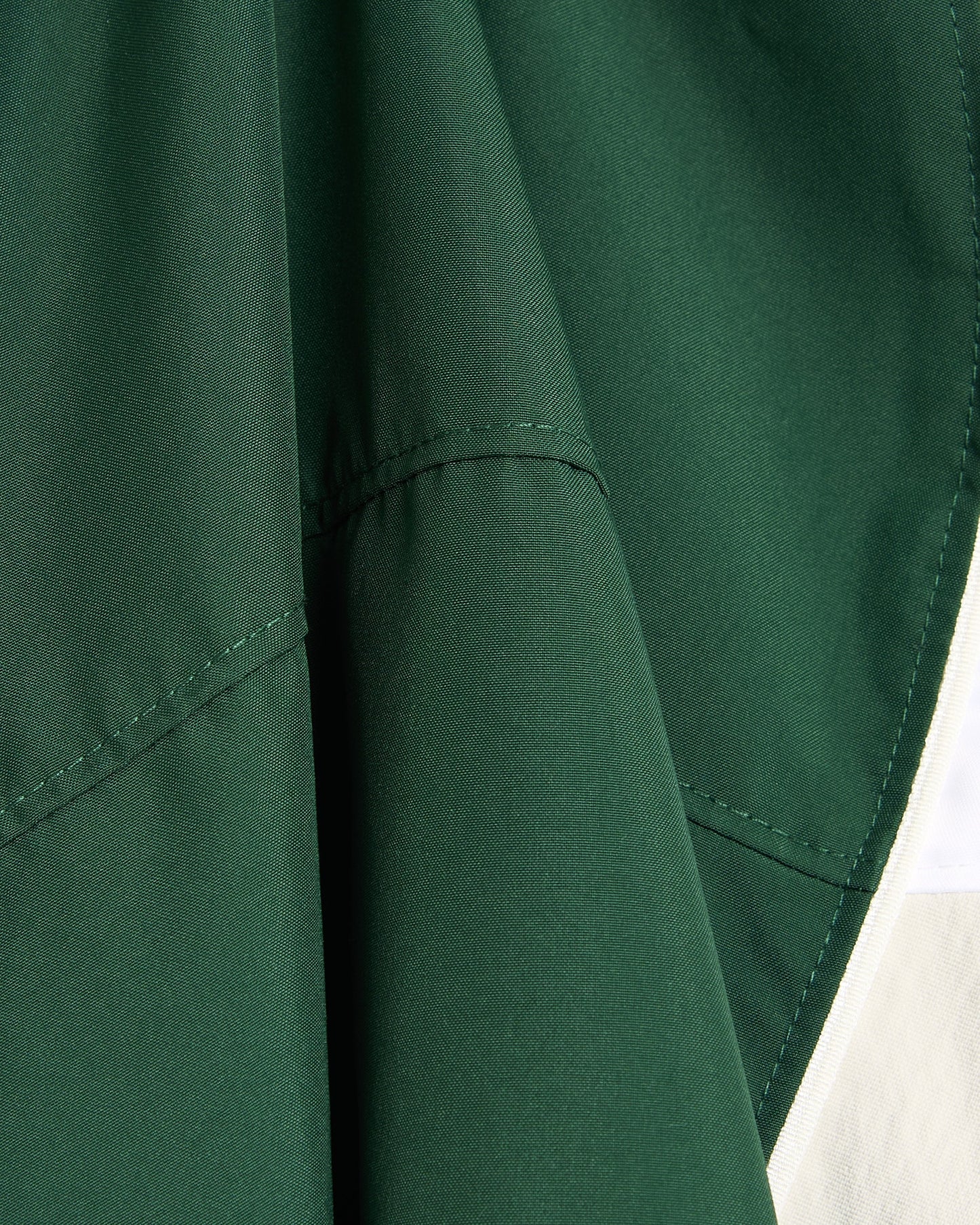 Chaqueta de chandal Crop Repelente al agua Nike Sportswear para mujer