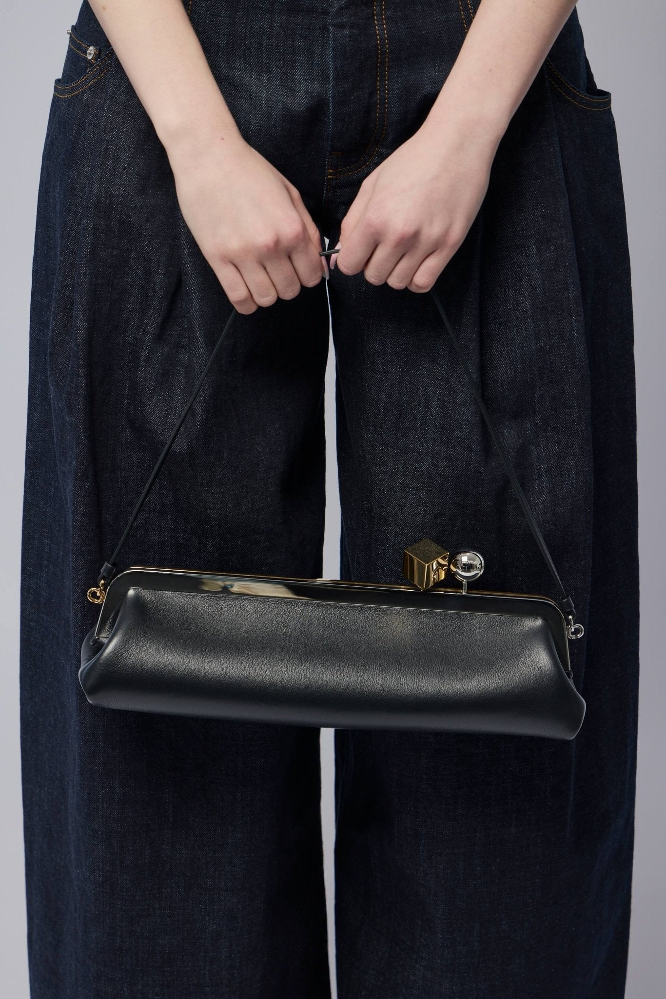 The Salon Clutch