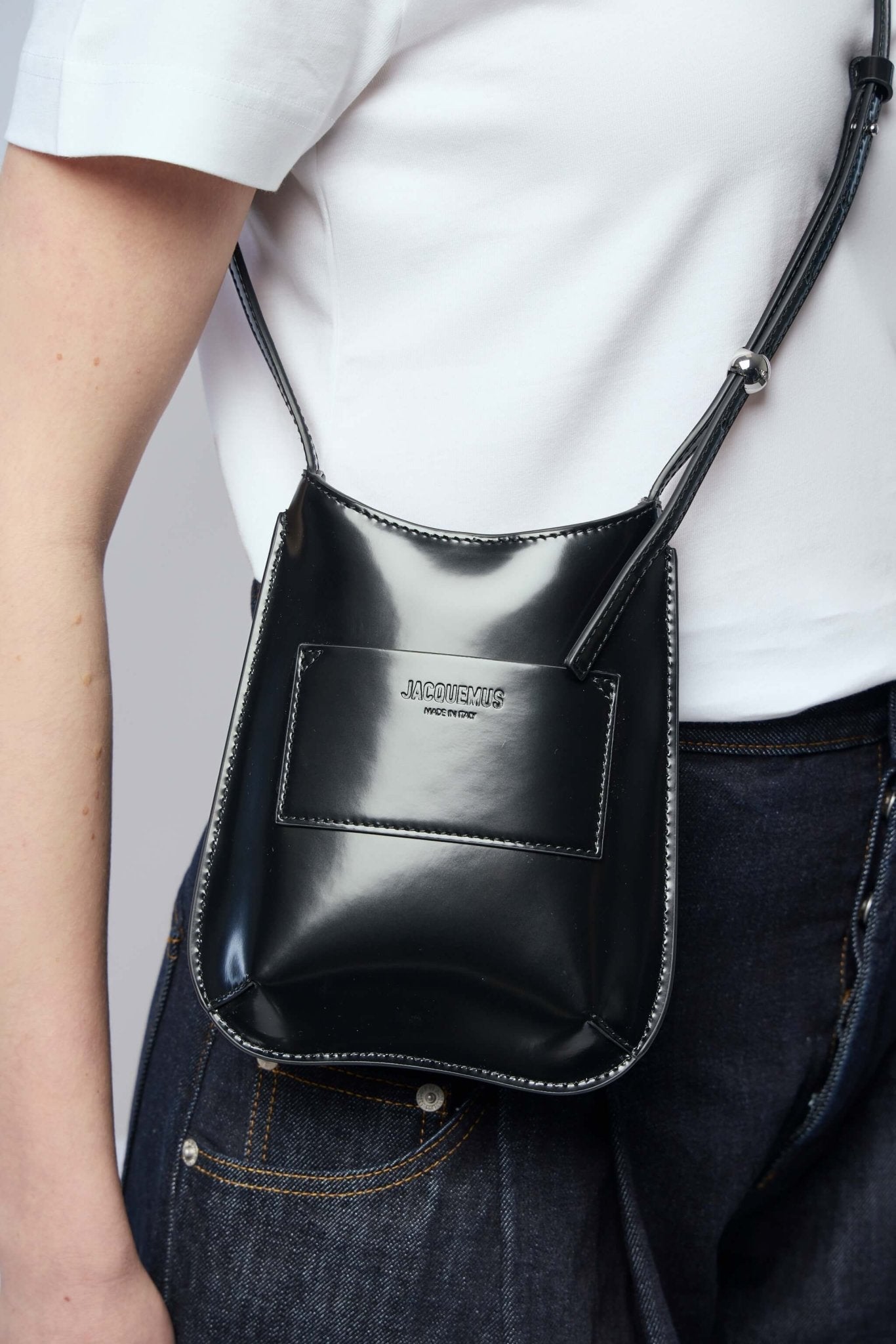 The Bisou Phone Pouch