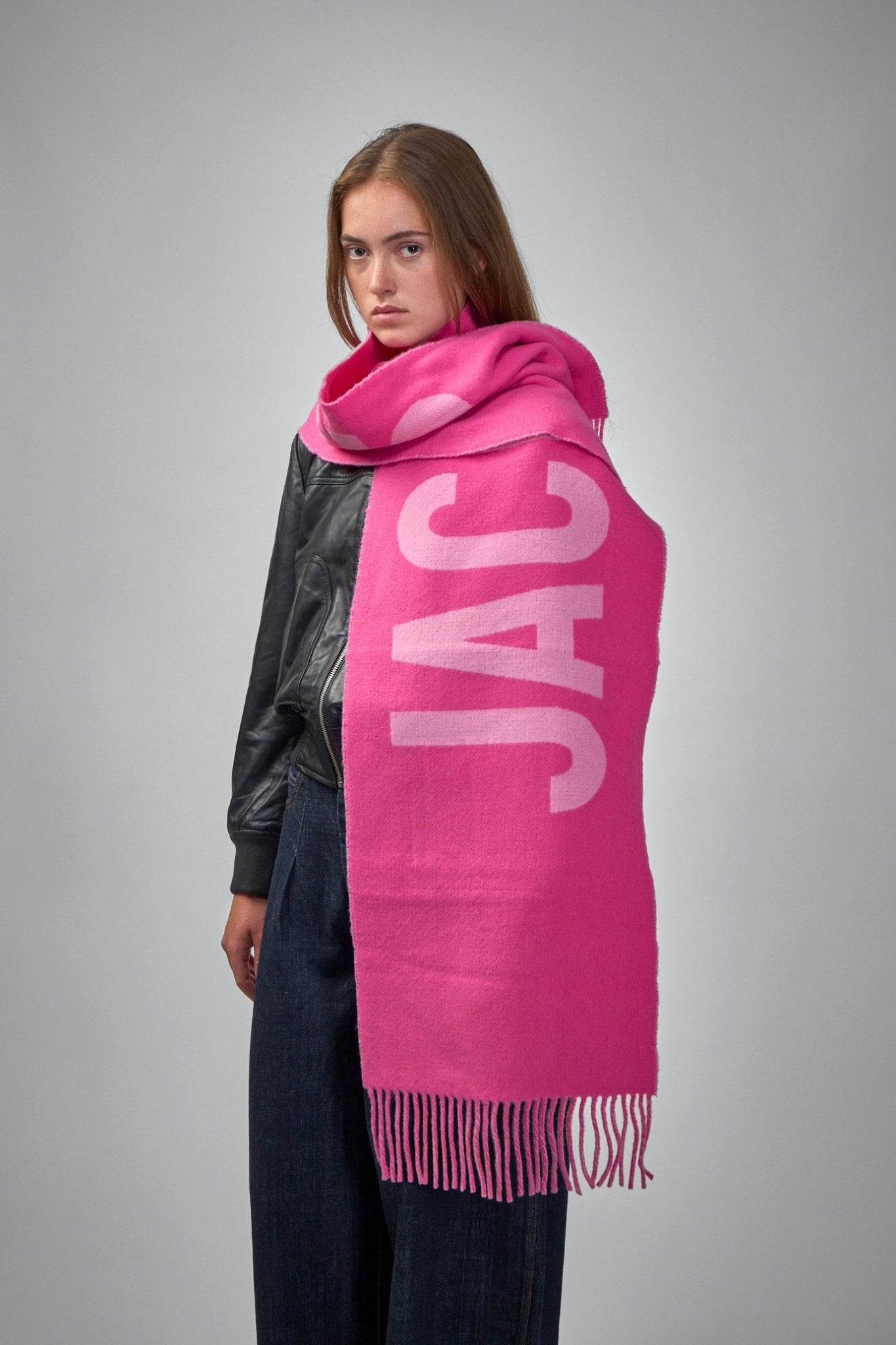 The Jacquemus Scarf