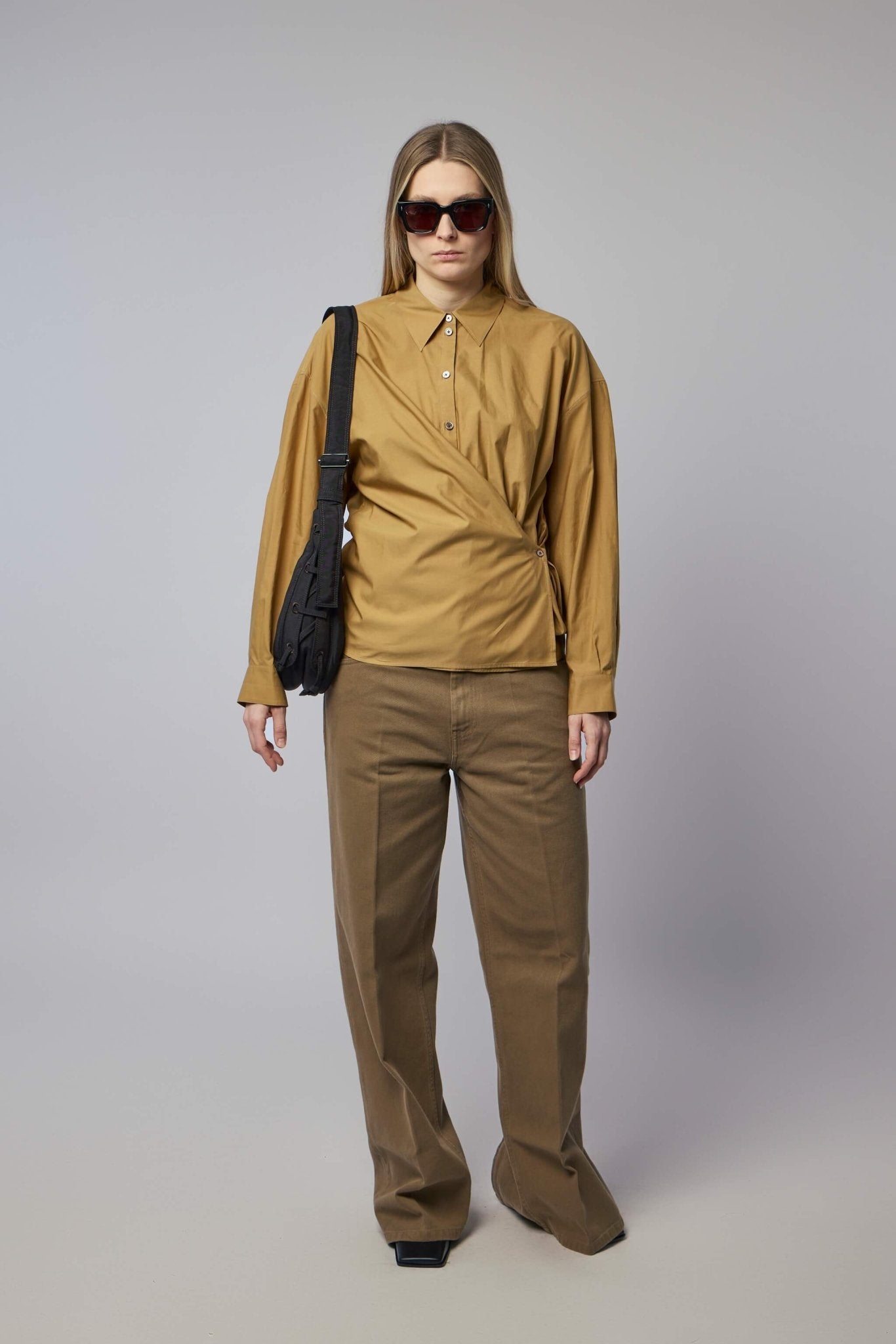 Straight Collar Twisted Shirt Women
