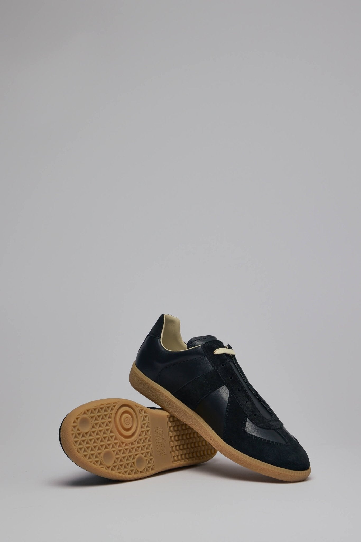 Replica Sneakers