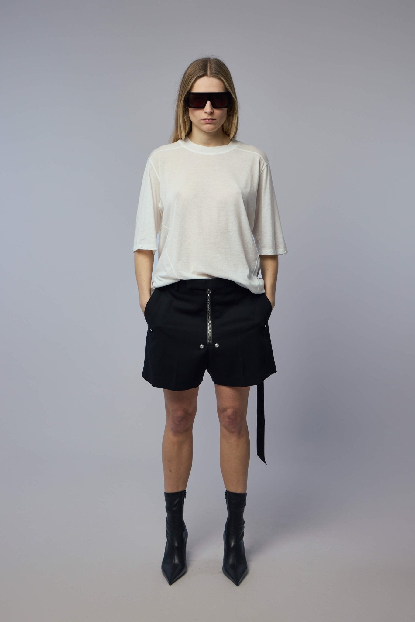 Knit T-shirt/walrus T
