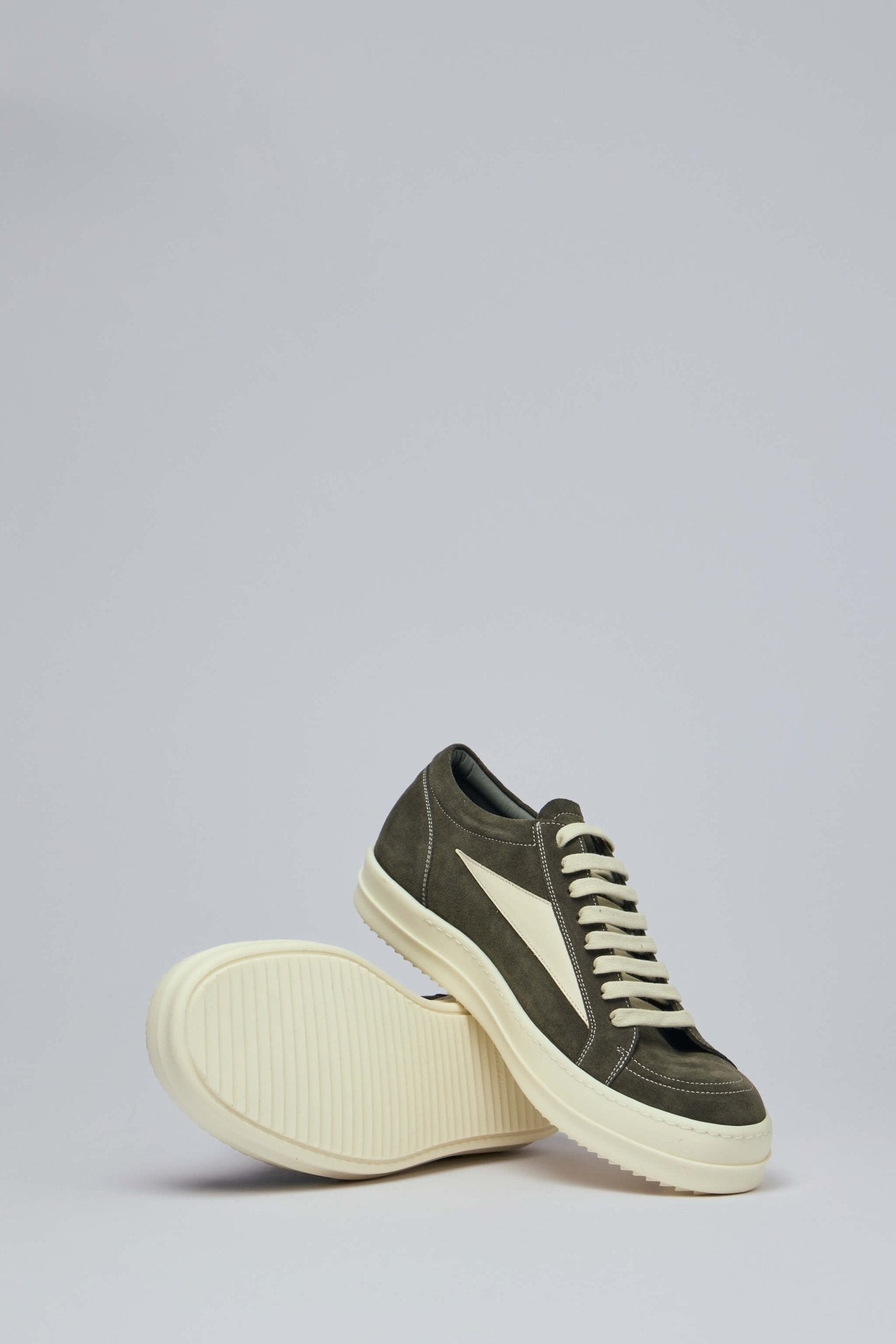 Suede Vintage Sneakers