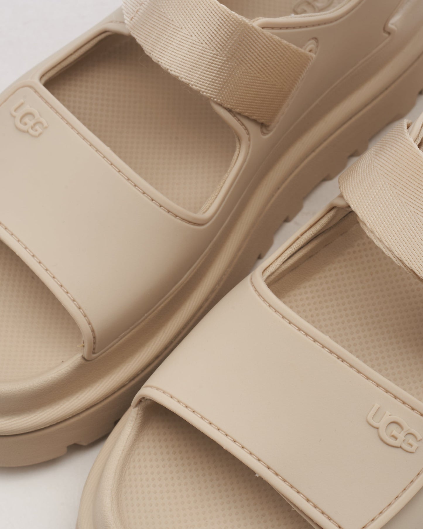 UGG® Women's GoldenGlow Sandal