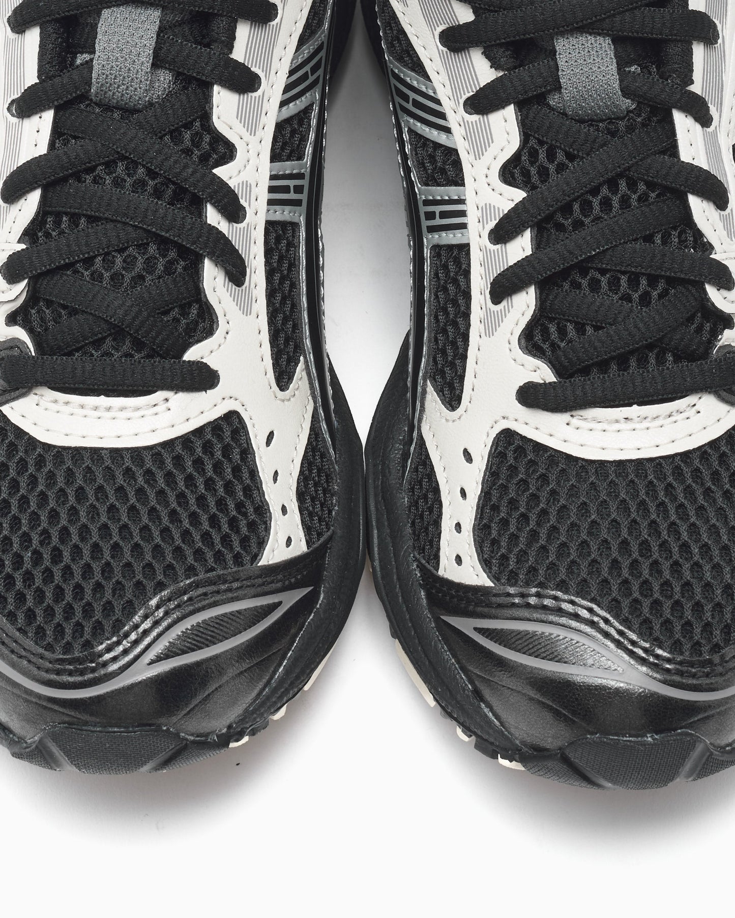 ASICS Gel-Kayano 14