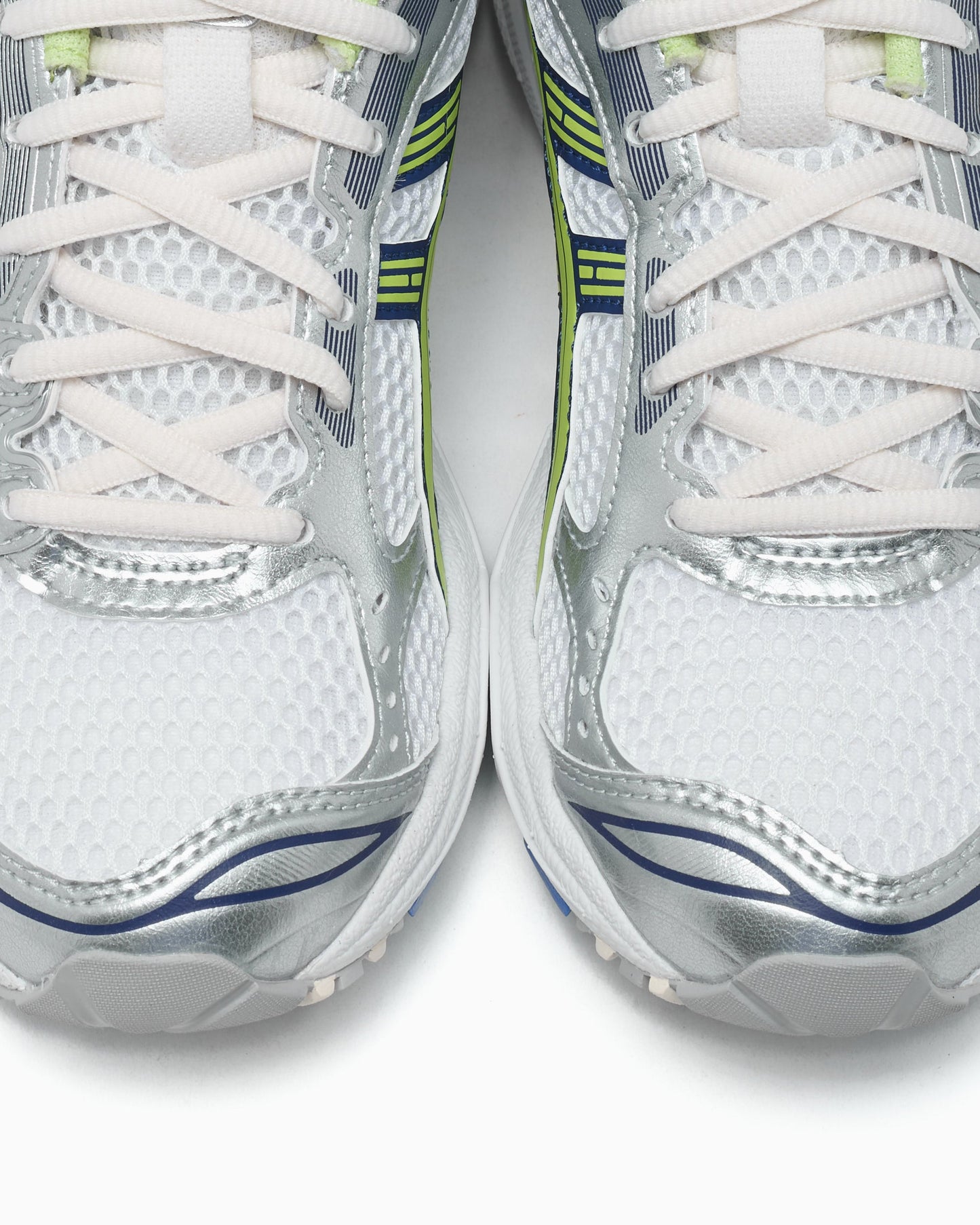 ASICS Gel-Kayano 14
