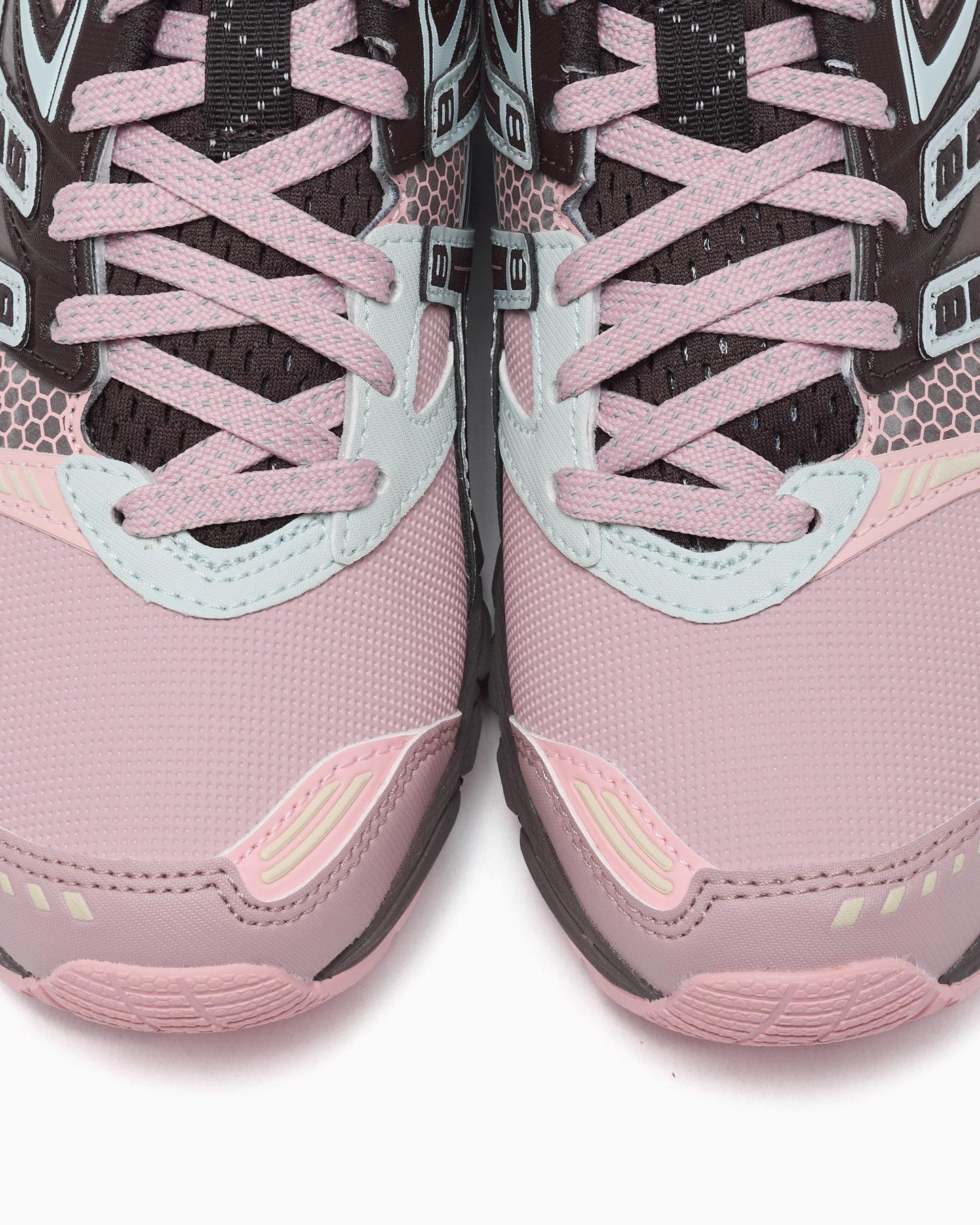 ASICS UB11-S Gel-DS Trainer 14