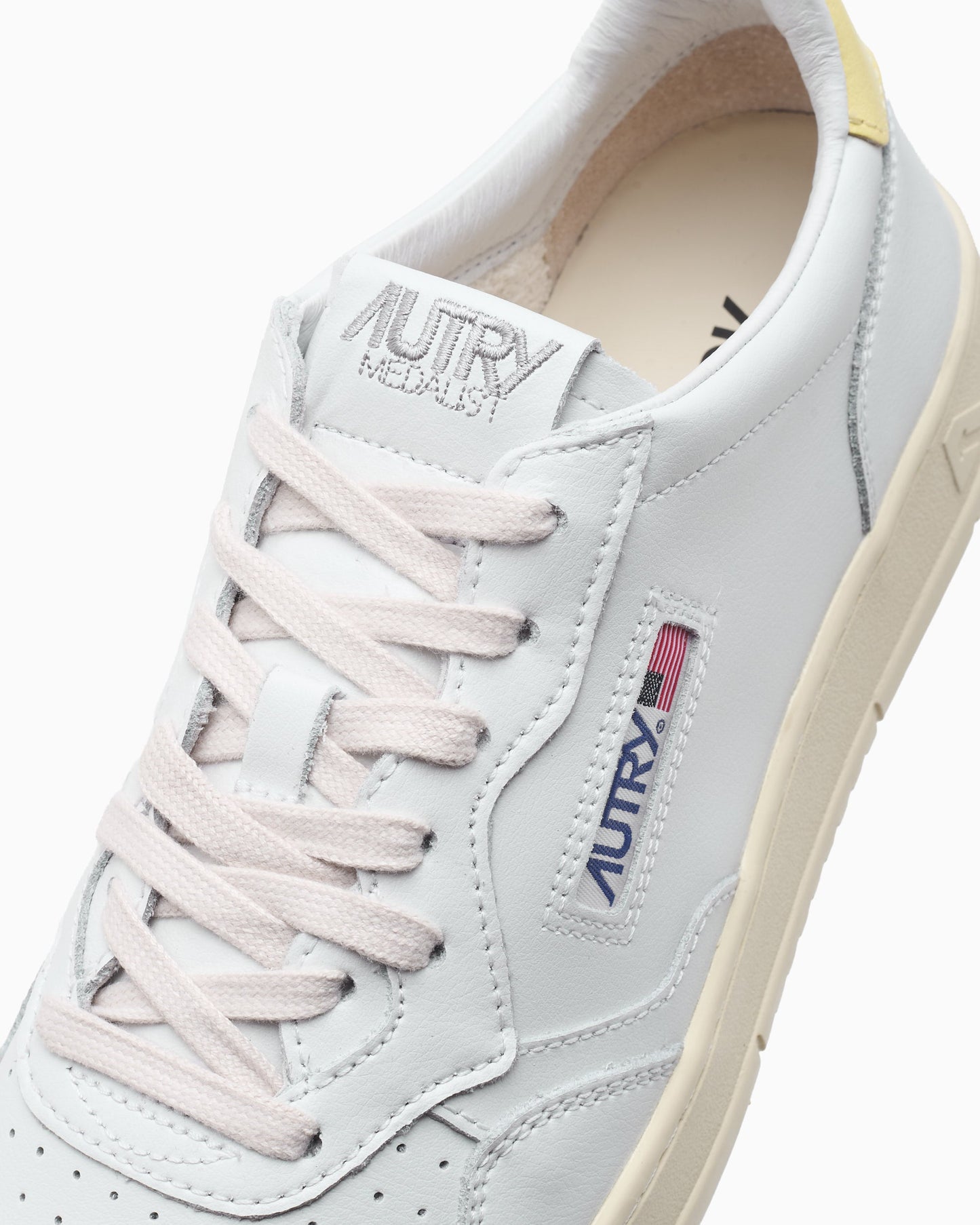 Autry Medalist Low Leather