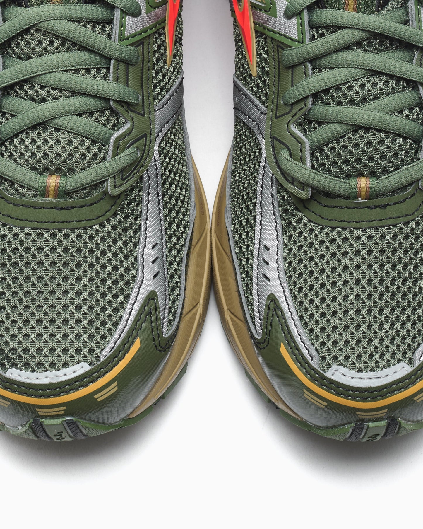 Brooks Adrenaline GTS 10