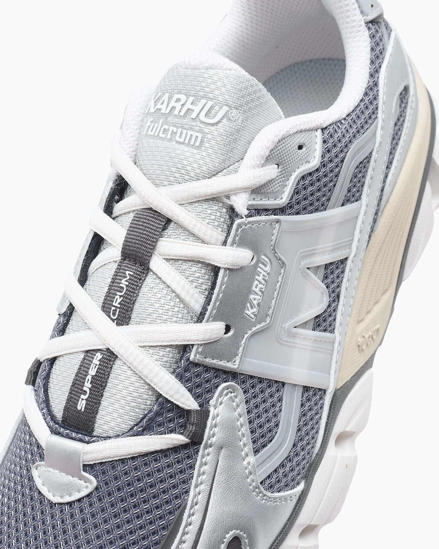 Karhu Super Fulcrum