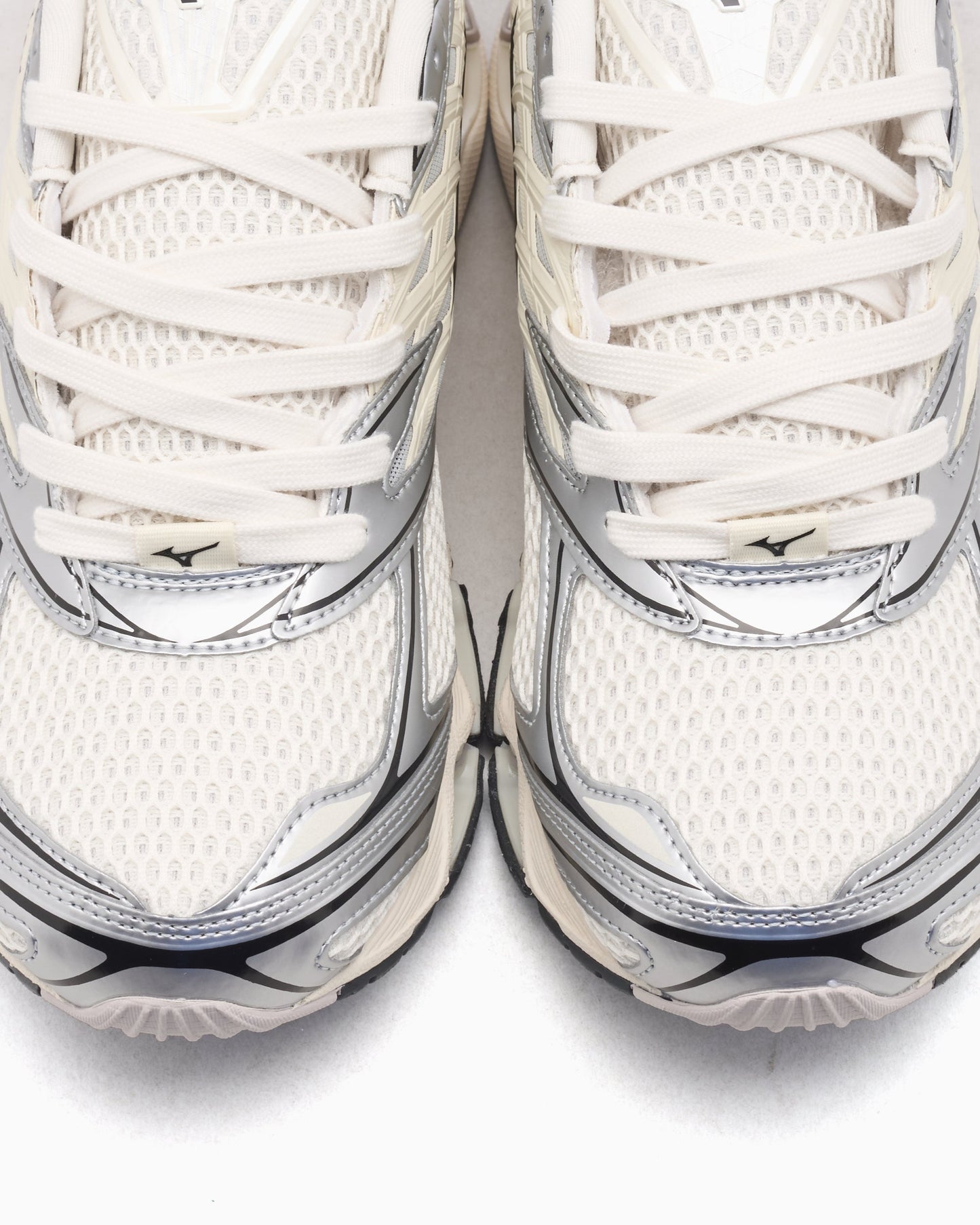Mizuno Wave Prophecy LS