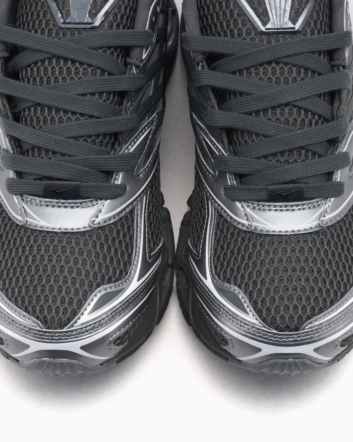 Mizuno Wave Prophecy LS
