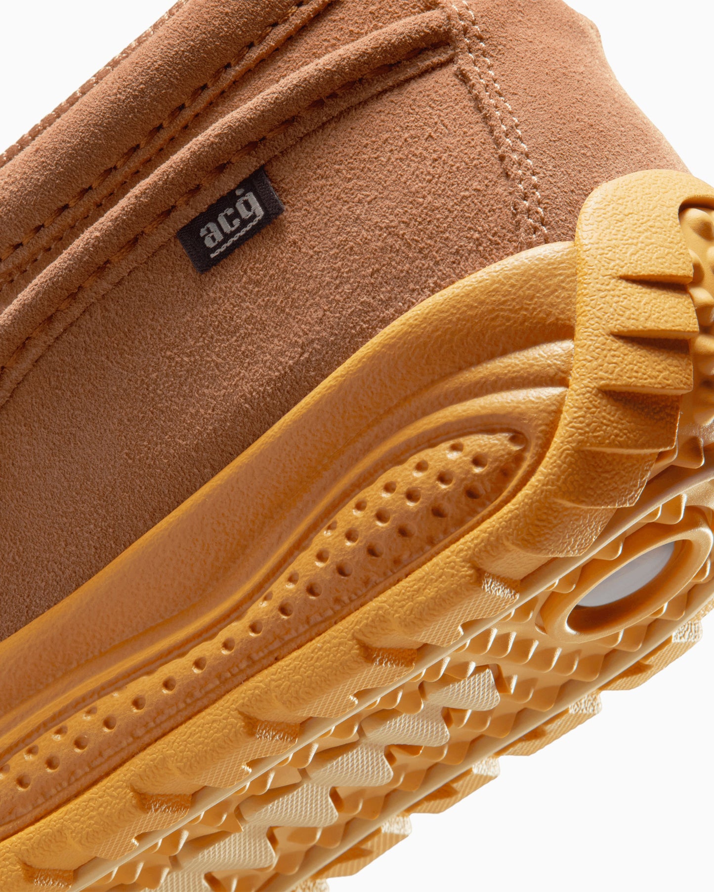Nike ACG Izy SE