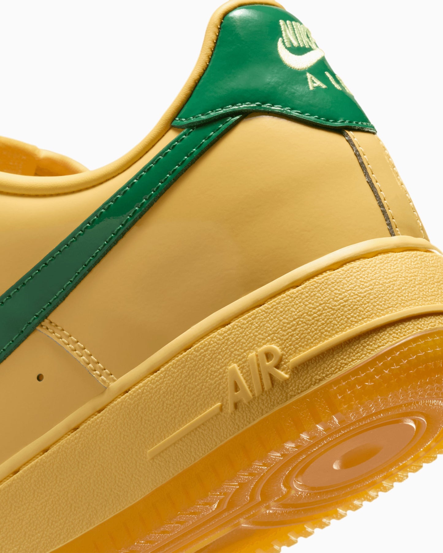 Nike Air Force 1 Low QS "Patent Leather"