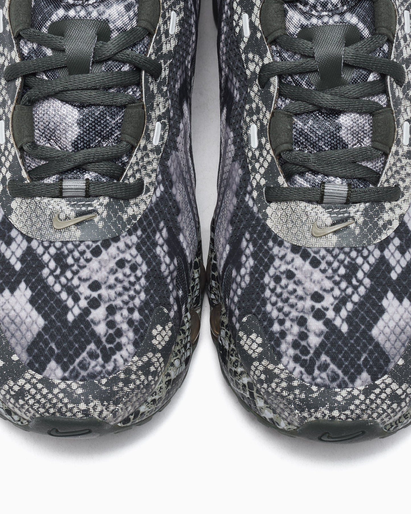 Nike Air Max DN8 Premium