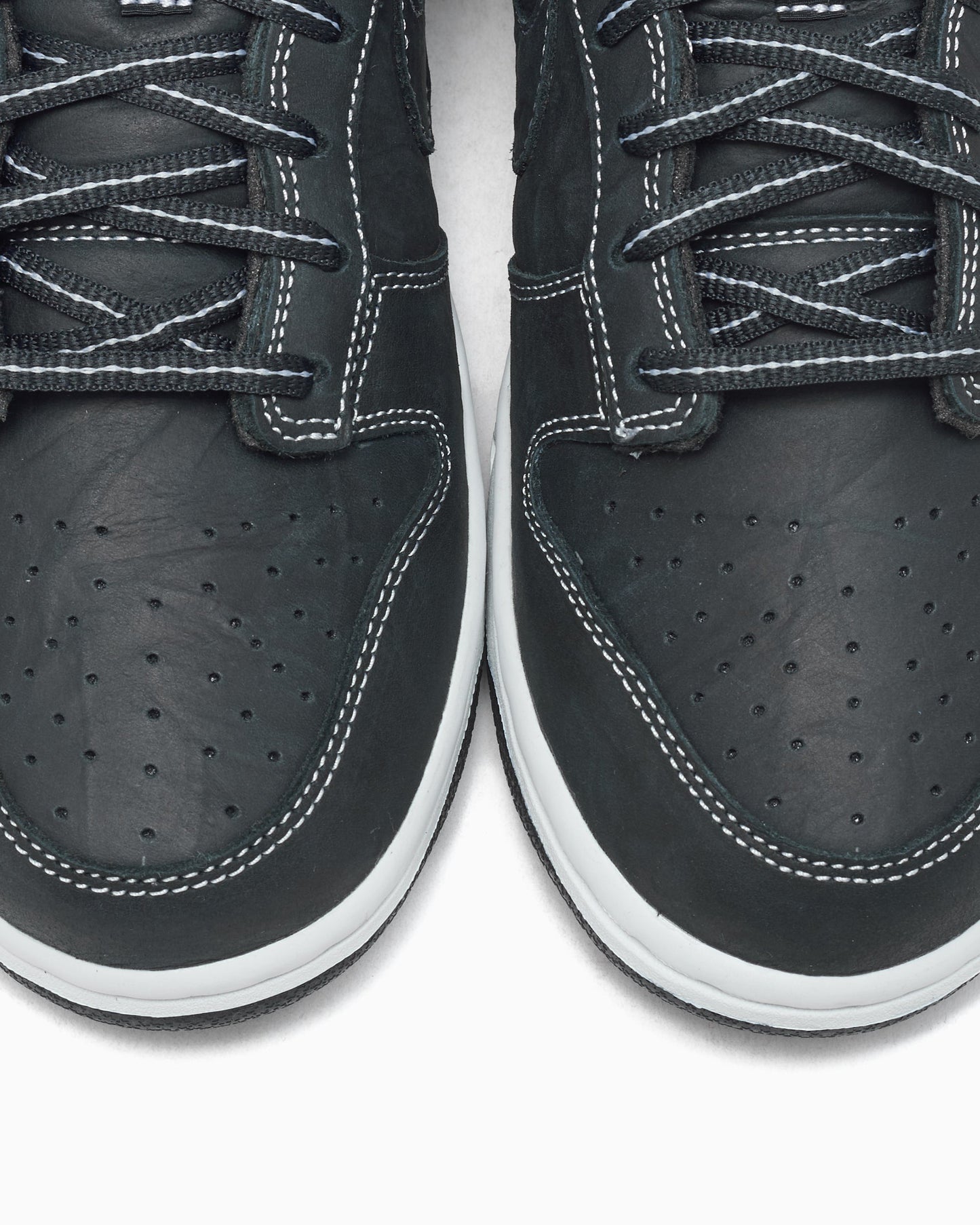 Nike Dunk Low QS "Off Noir Summit White"