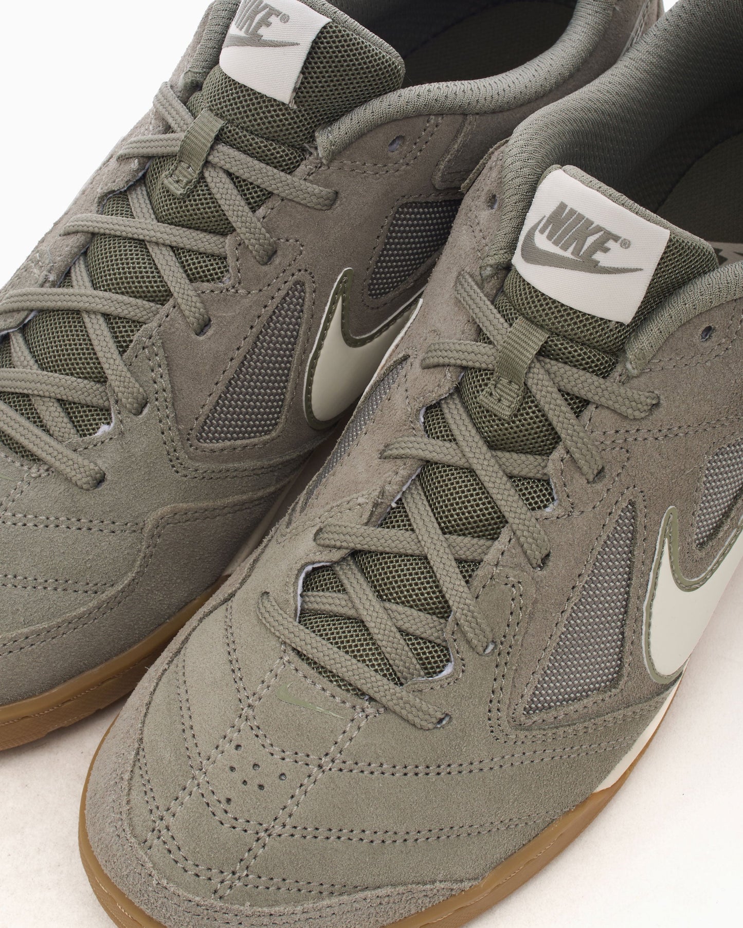 Nike Gato