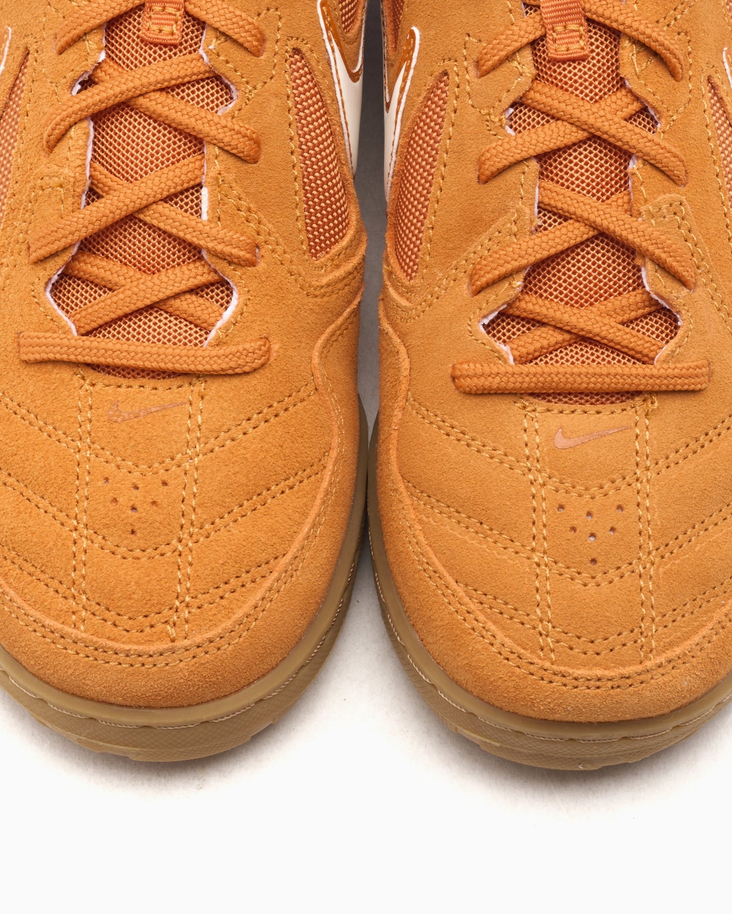 Nike Gato