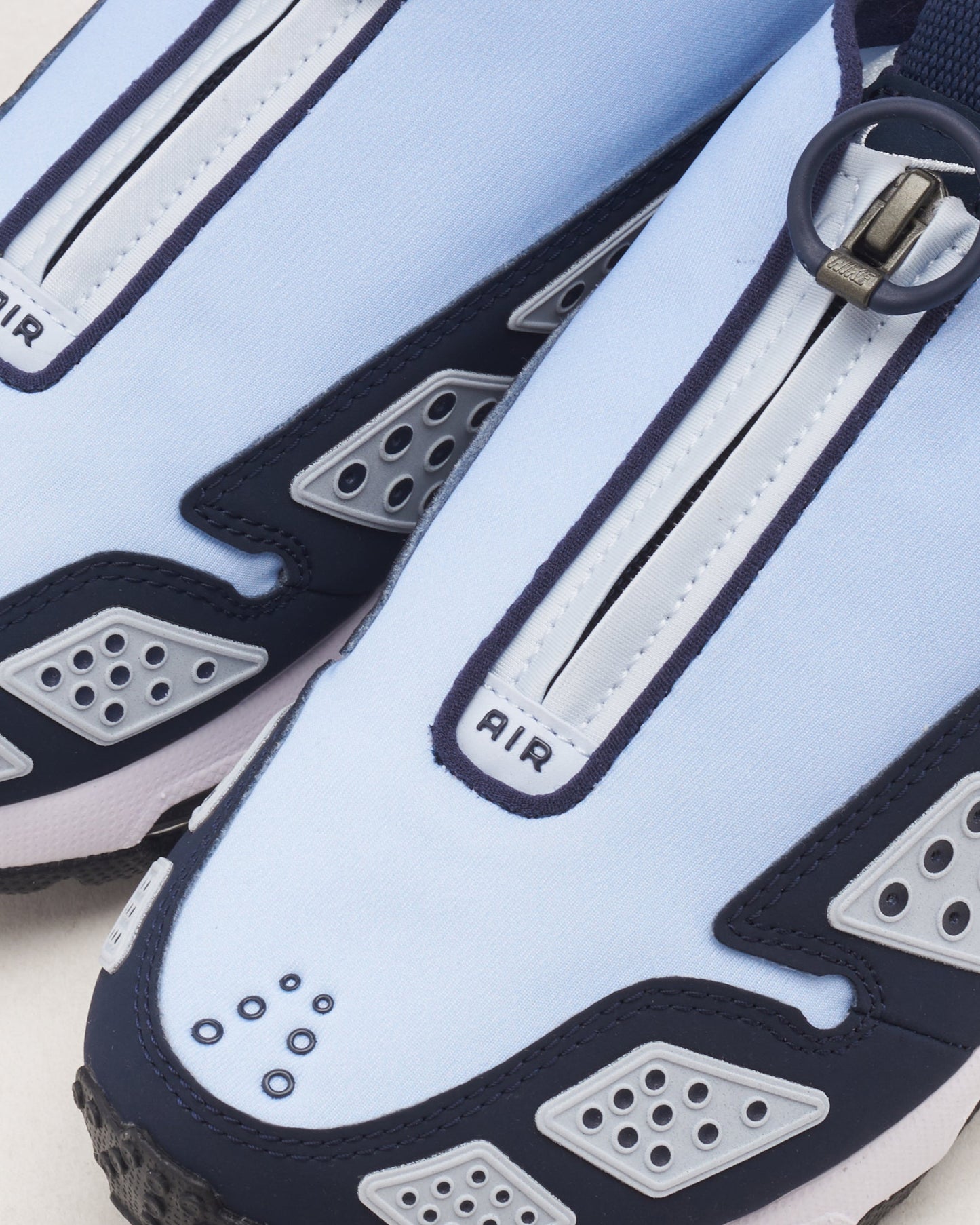 Nike Women's Air Max SNDR "Blue Ice"