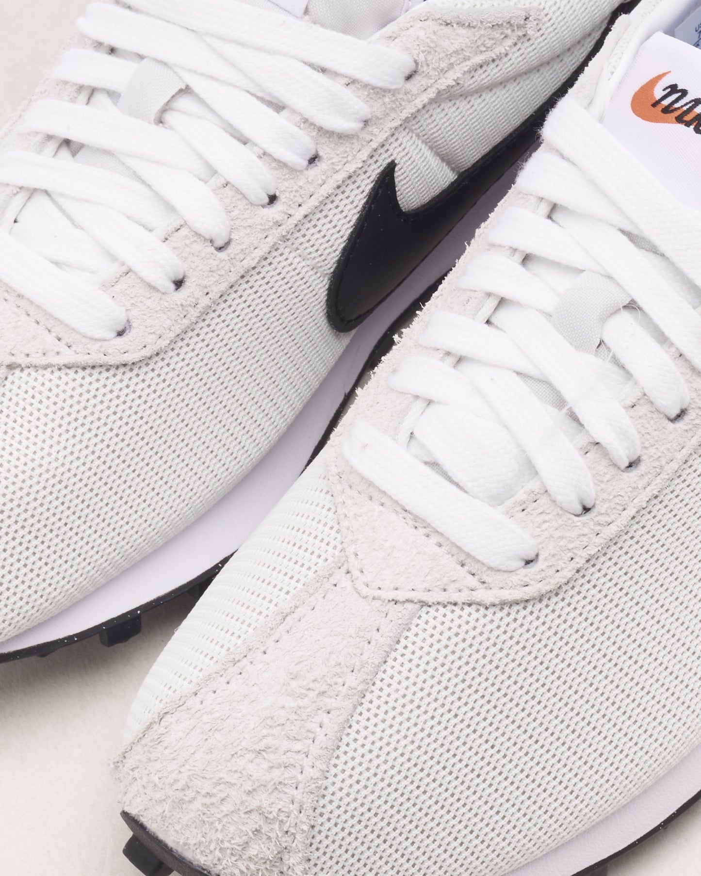 Nike Women's LD-1000