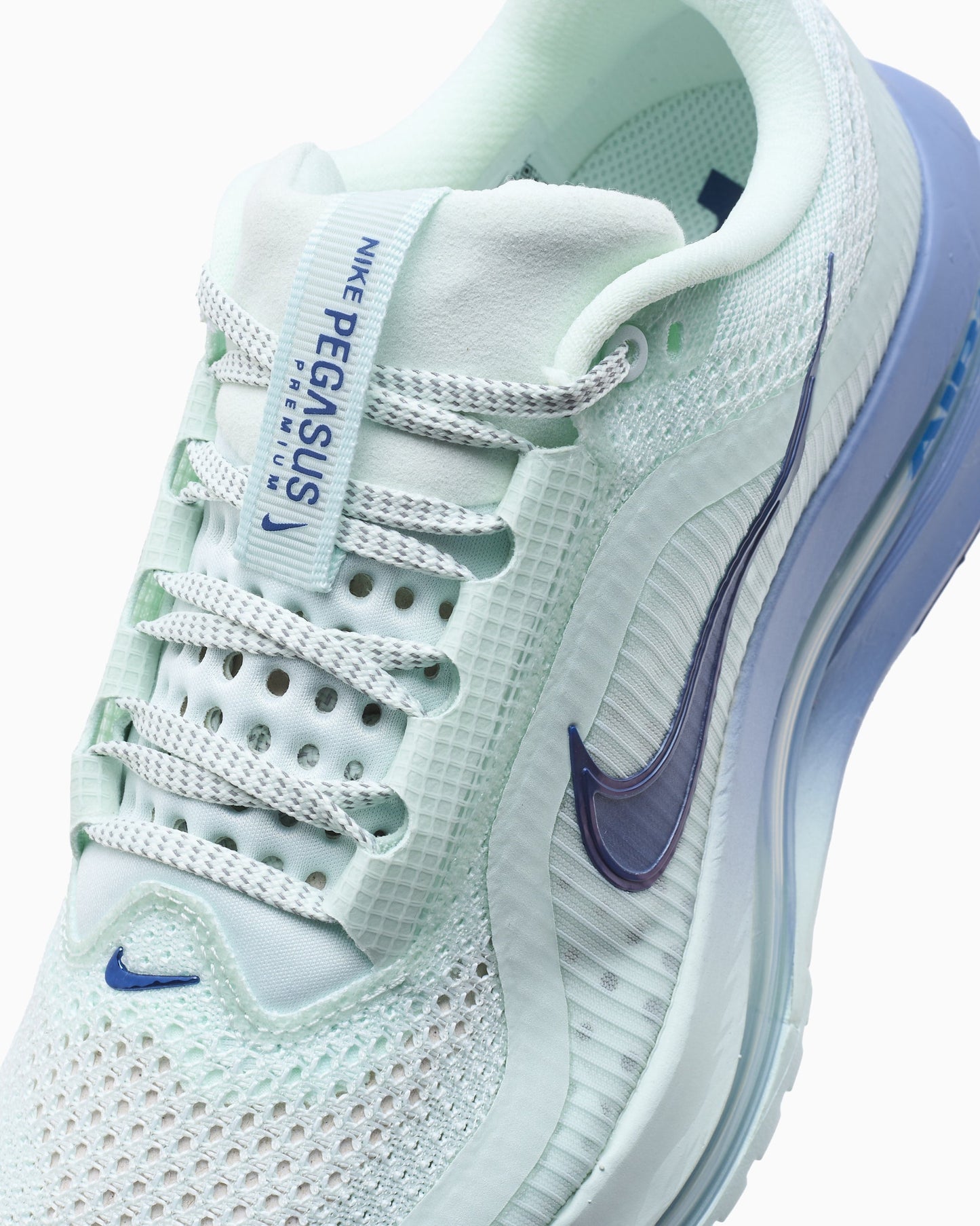 Nike Women's Pegasus Premium